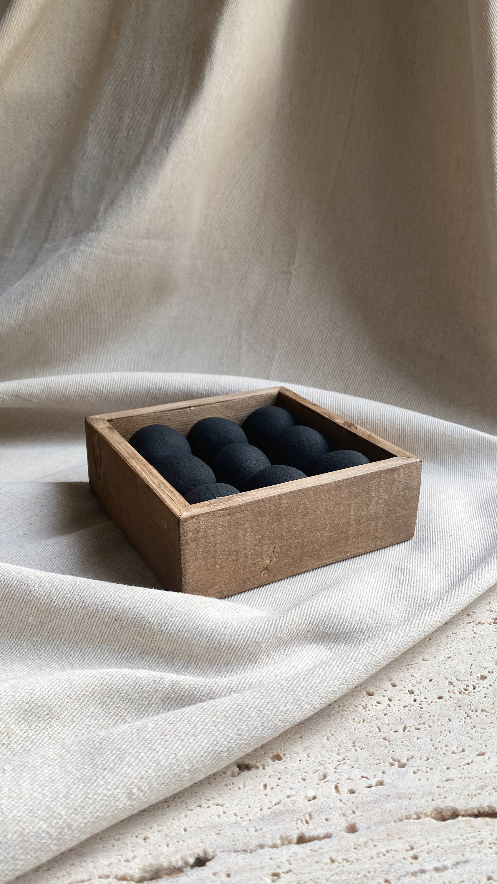 ARÖMA - concrete essential oil diffuser - Decor Addict, LLC