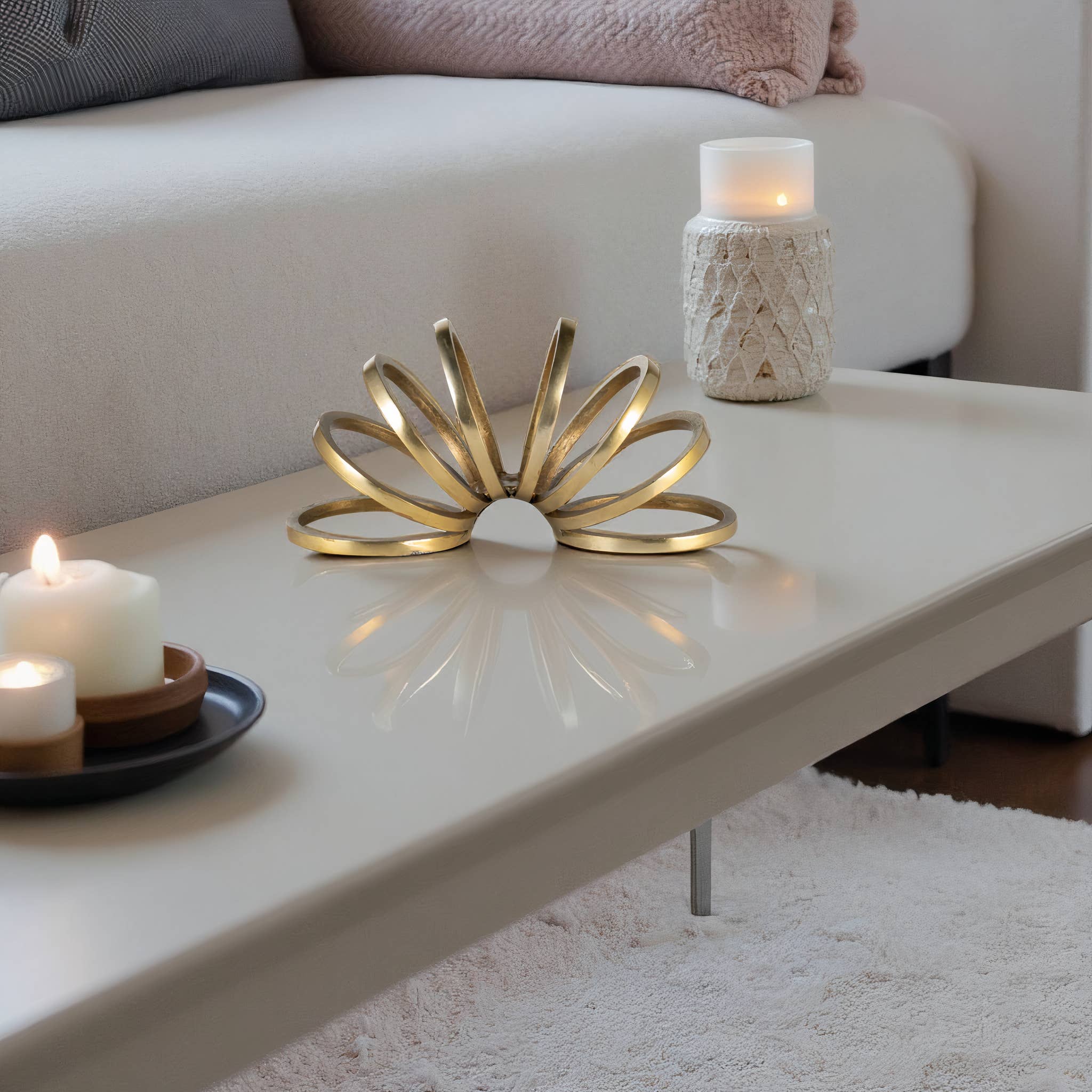 Decorative Sculpture - Gold Metal Slinky Ring, 11 in. - Decor Addict, LLC