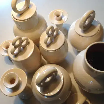 White terracotta jar. - Decor Addict, LLC