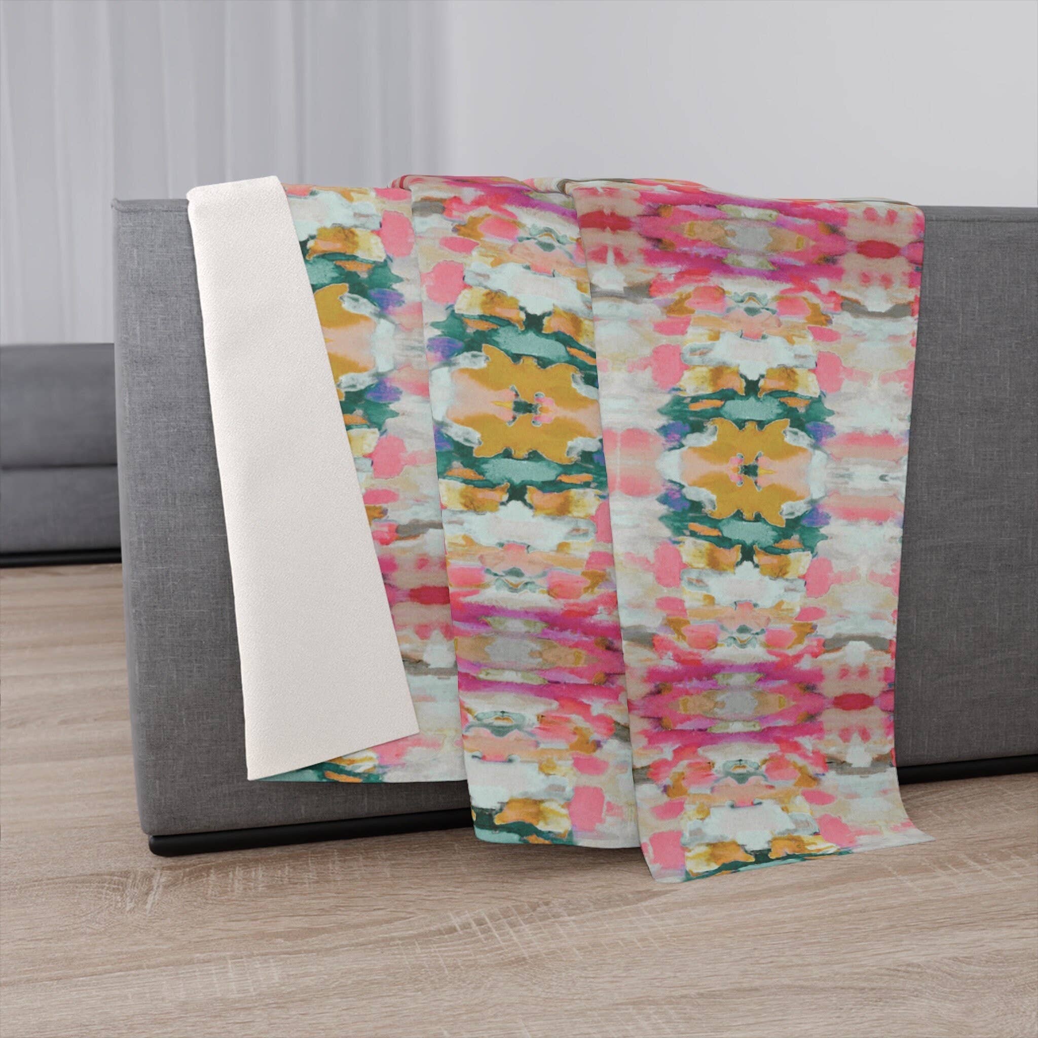 Layla 60x80” Sherpa Blanket Pink Red Green Yellow Gold Grey - Decor Addict, LLC