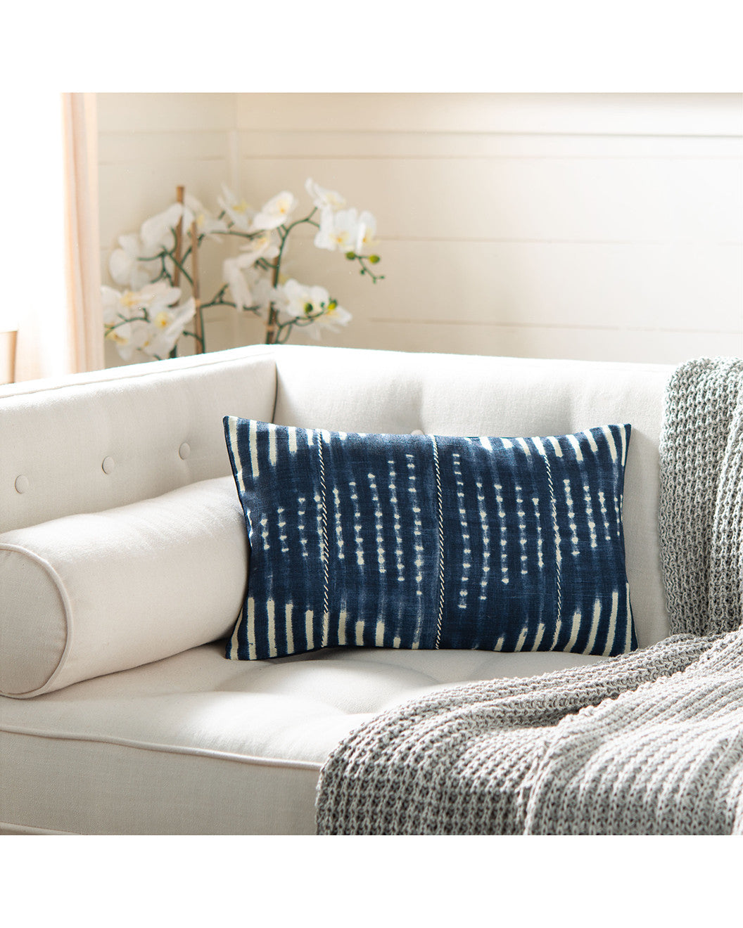 12x20 Safavieh Laurena Pillow - Decor Addict, LLC