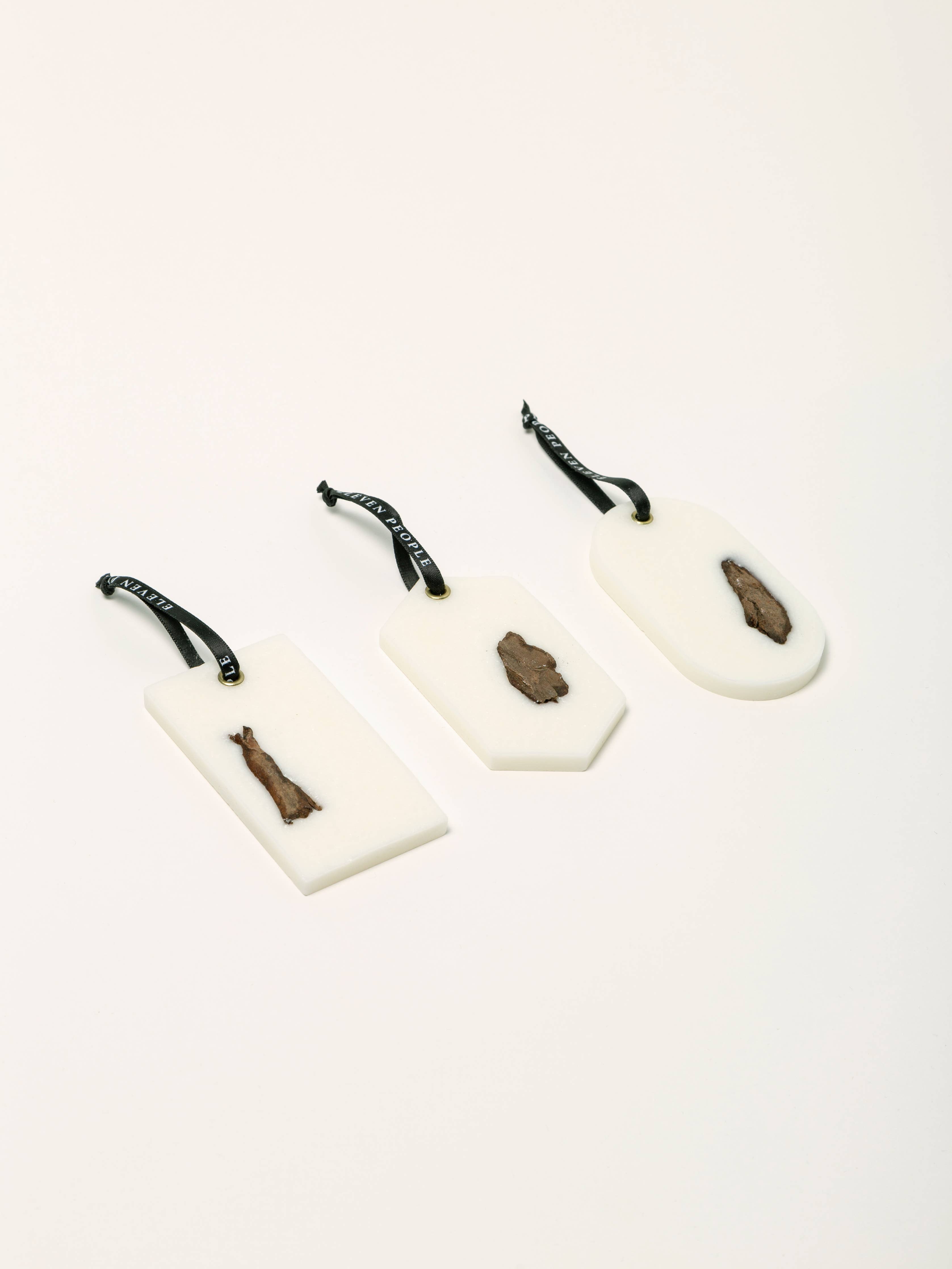 02 Vanilla Sandalwood and Musk Closet Wax Bar Freshener: Large - Decor Addict, LLC