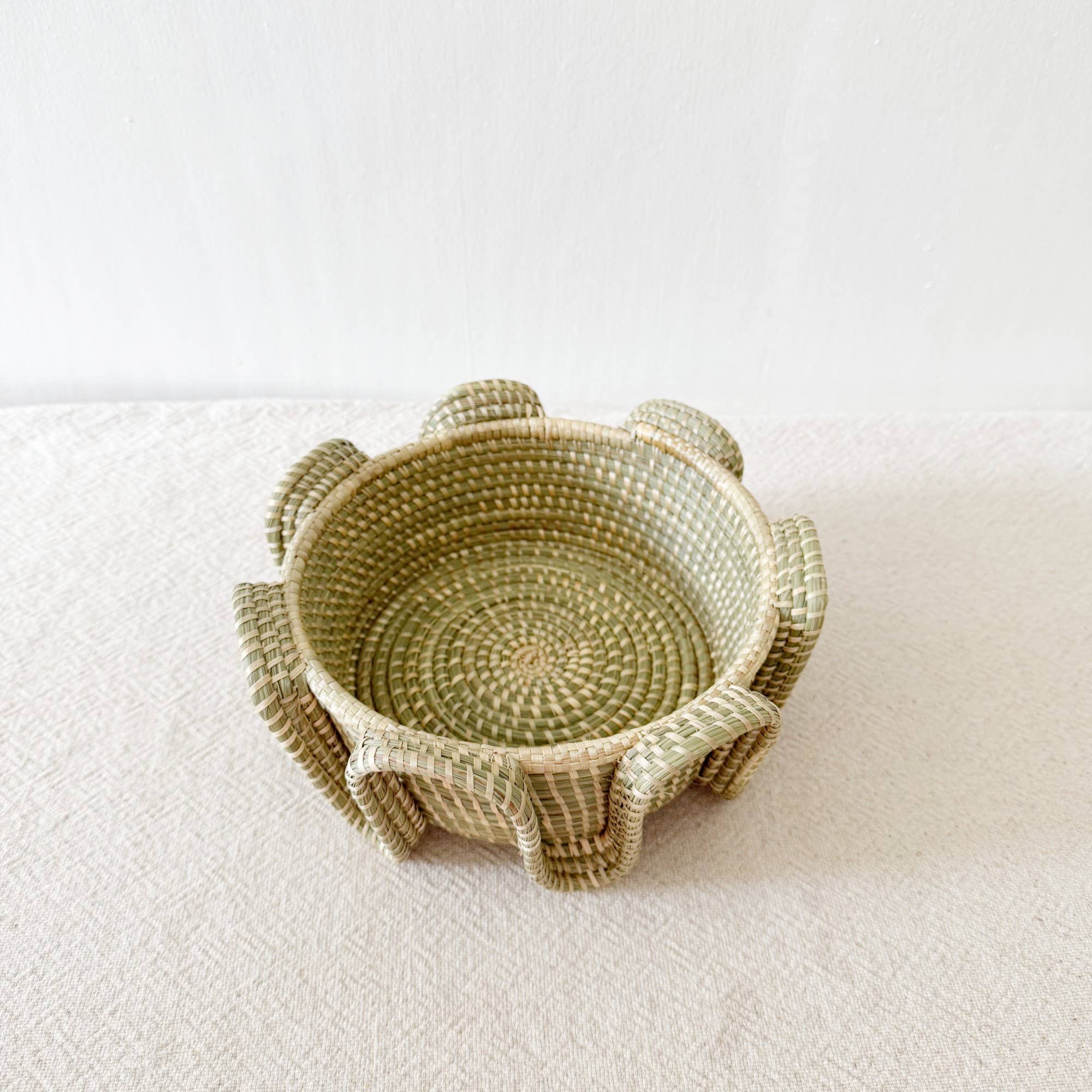 Serpent Sweetgrass Basket: Large