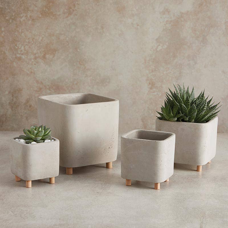 Sq Pot W Legs Md - Decor Addict, LLC