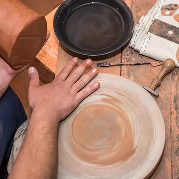 Traditional hoop vase.: L - Decor Addict, LLC