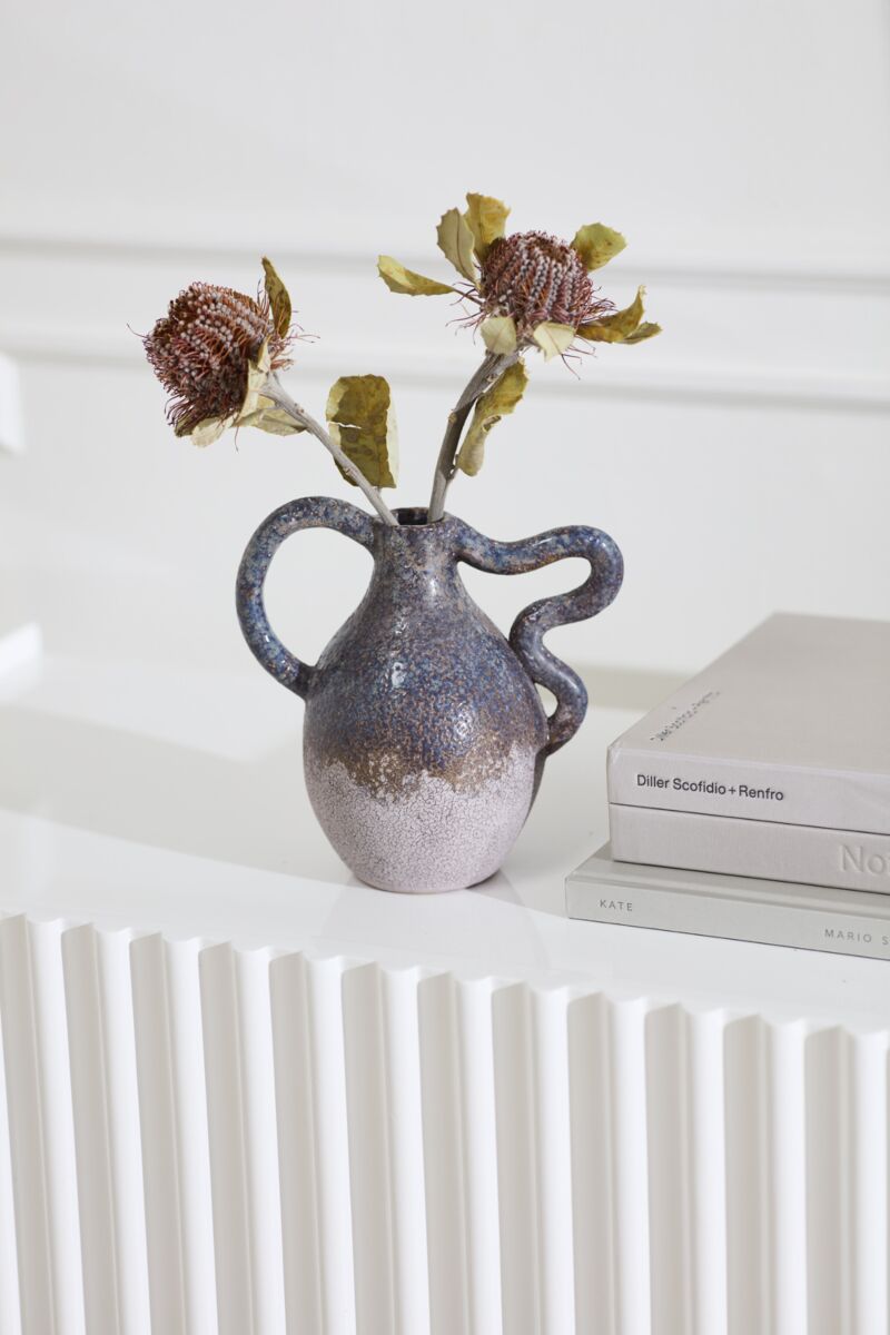 Meander Vase - Small (7.25"x4.75"x7.25")