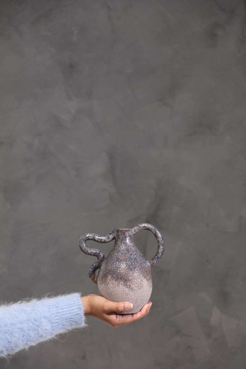 Meander Vase - Small (7.25"x4.75"x7.25")