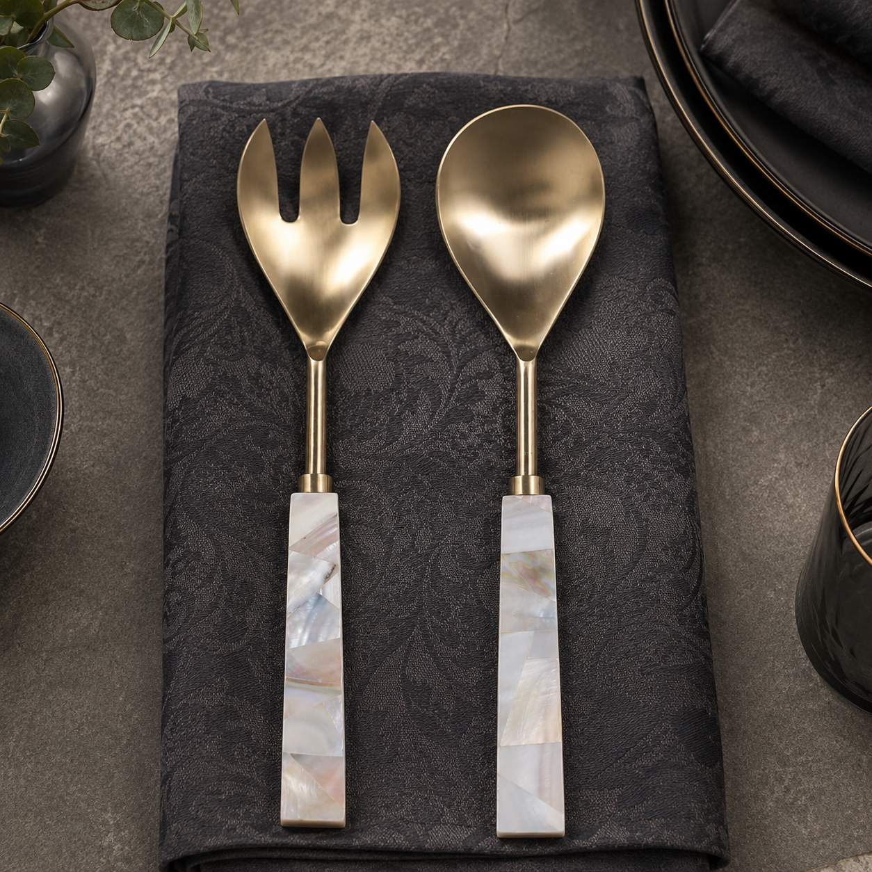 Carvermoor White Serving Set, 11 Inch, Set of 2 view 2