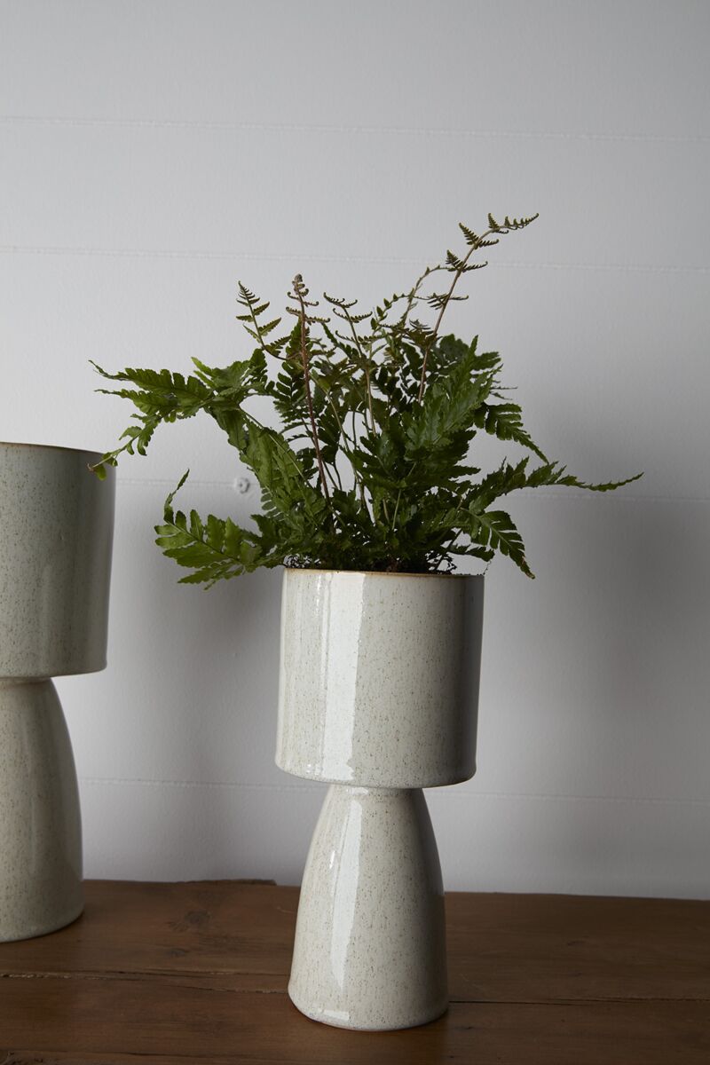 Beta Footed Pot 4"x 8.75" - Decor Addict, LLC