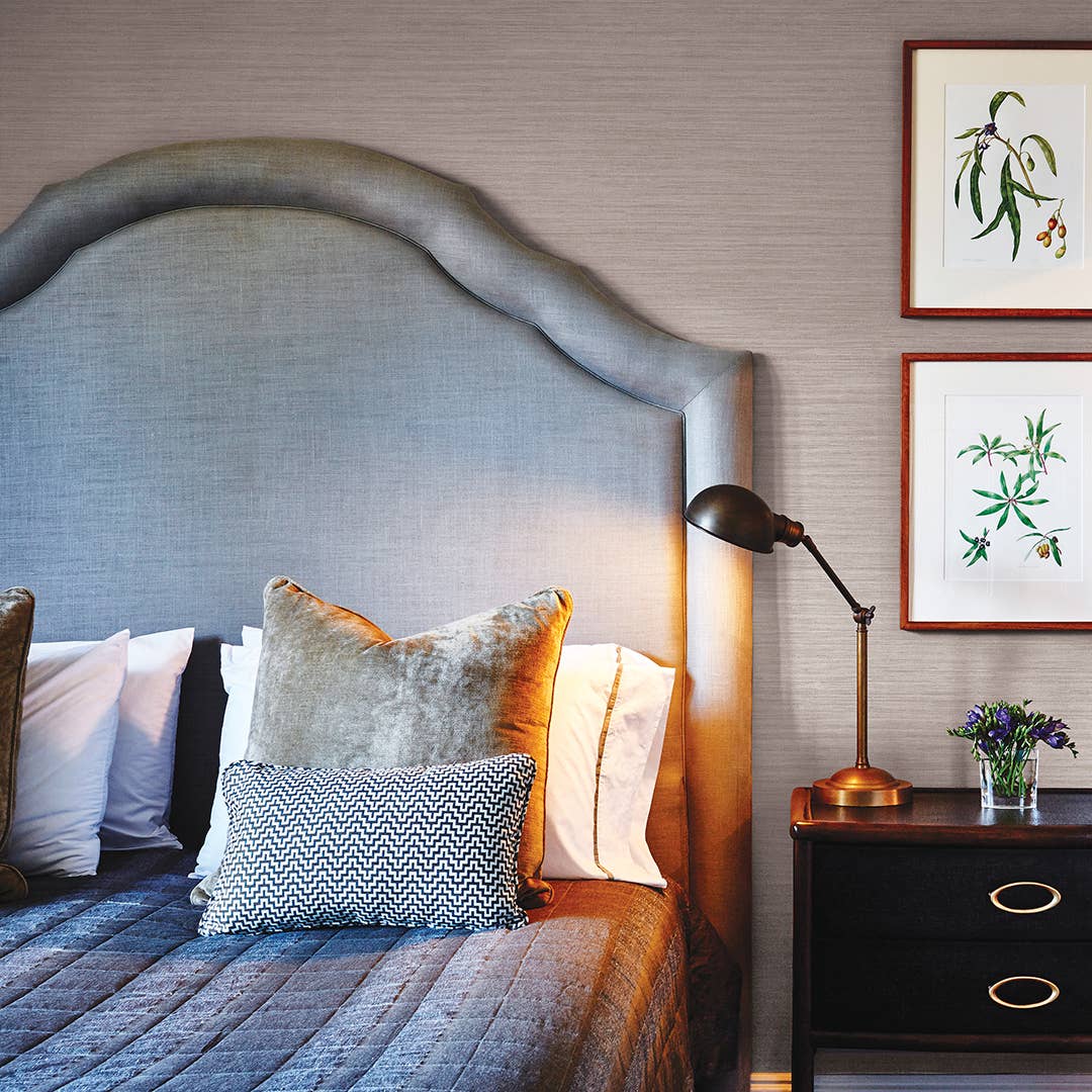 Horizontal Grasscloth Pewter P&S Wallpaper, 28 sq. ft.: Pewter - Decor Addict, LLC