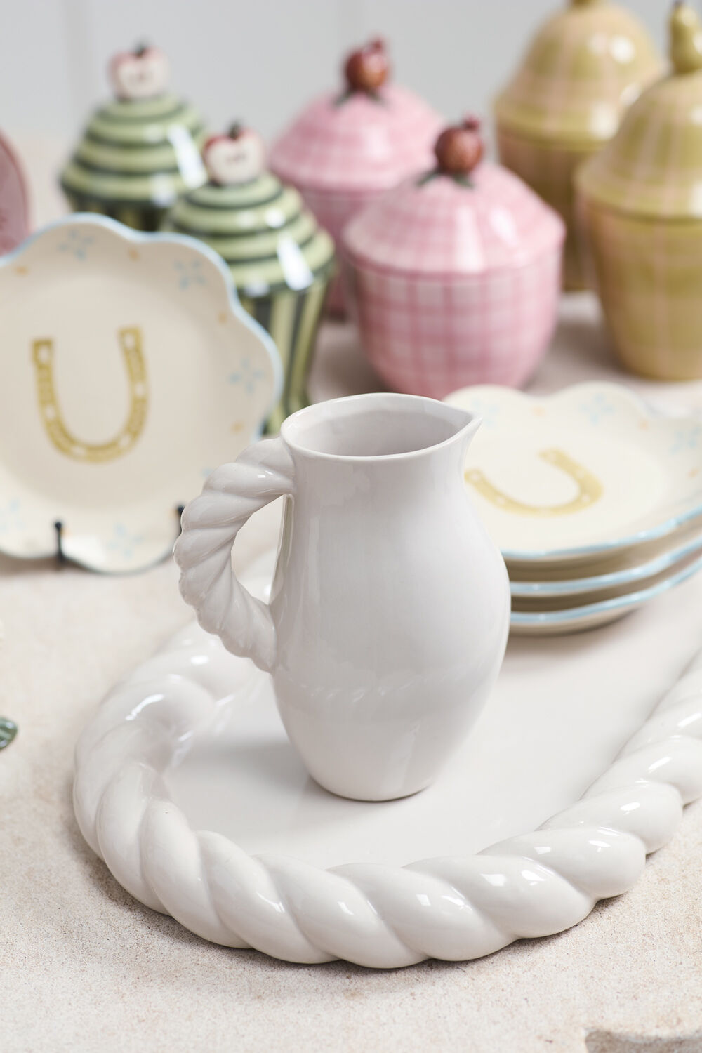 Manon Pitcher - view 2