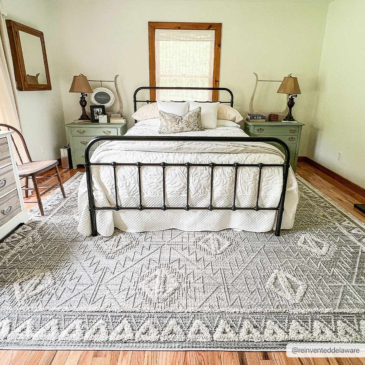 Agoo Area Rug - Decor Addict, LLC