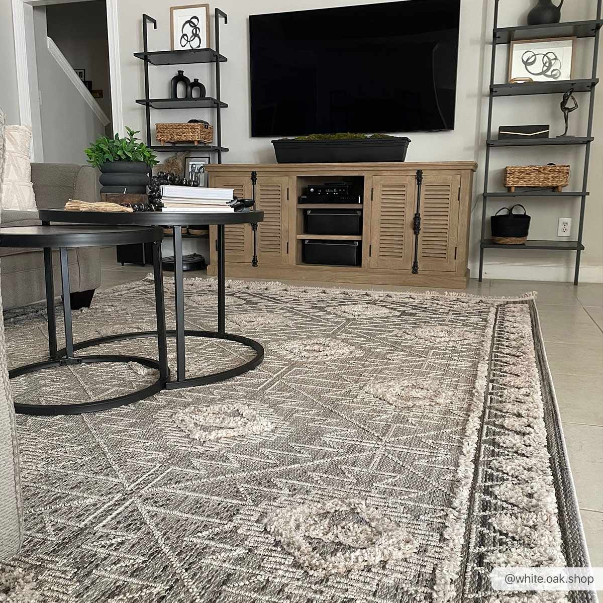 Agoo Area Rug - Decor Addict, LLC