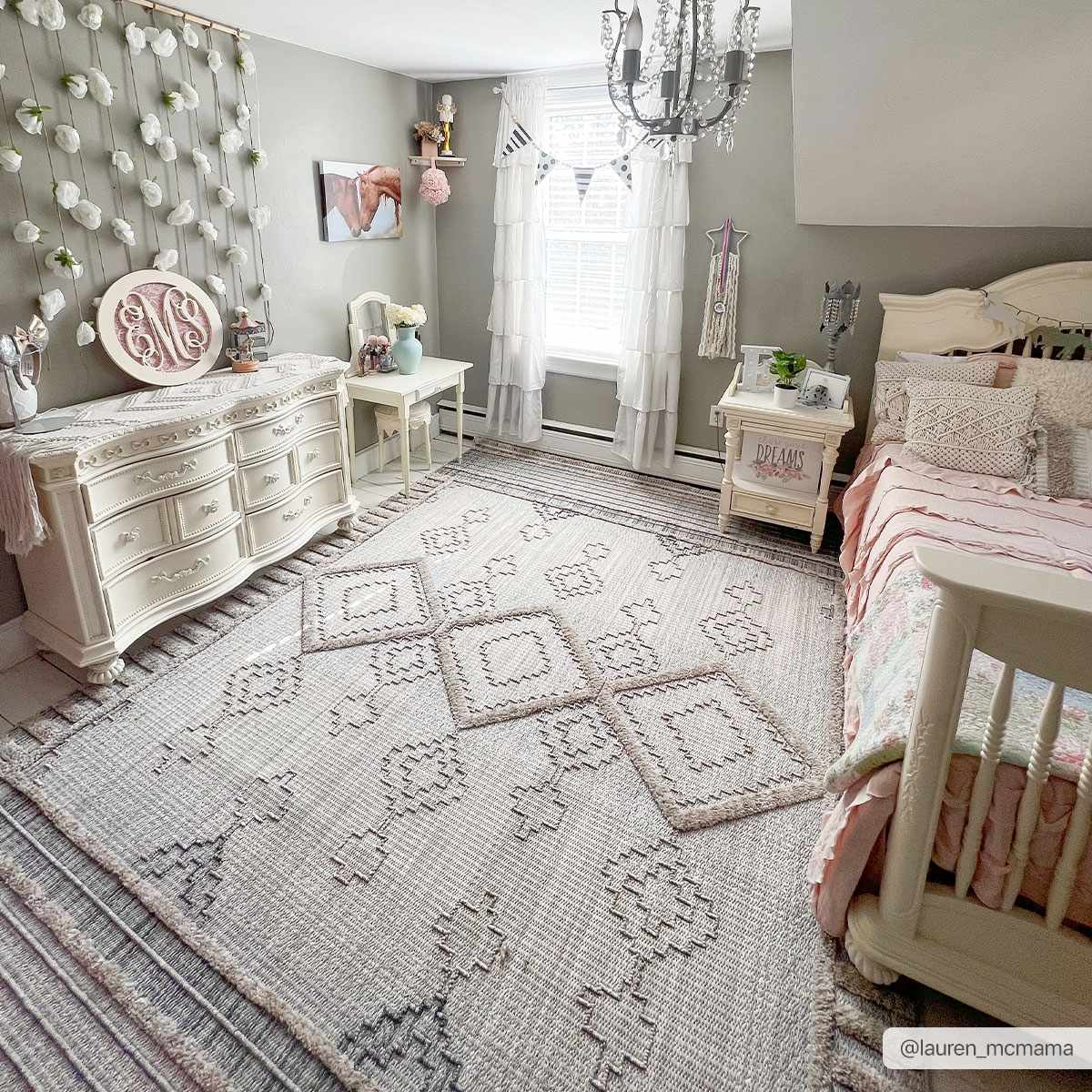 Amaga Area Rug - Decor Addict, LLC