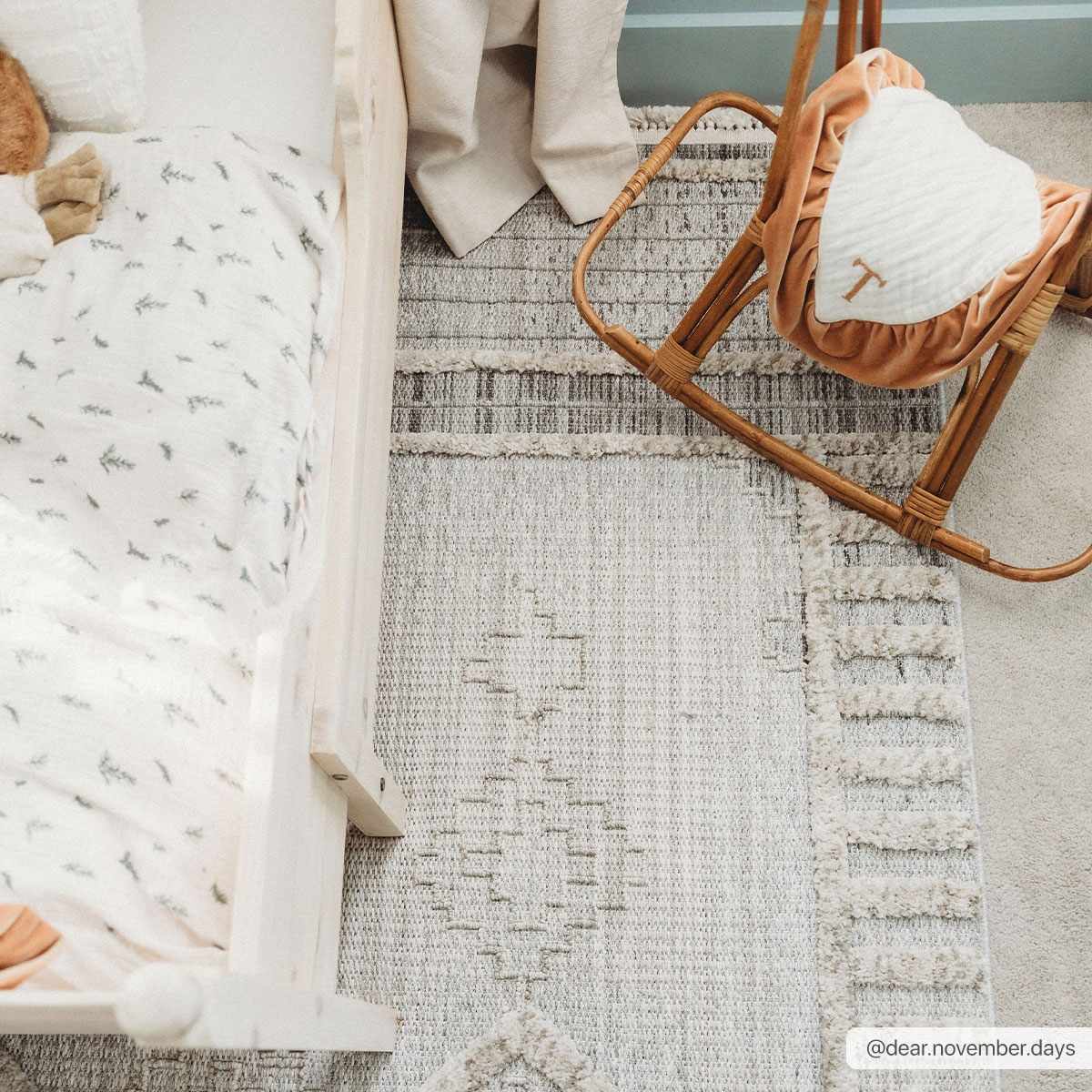 Amaga Area Rug - Decor Addict, LLC