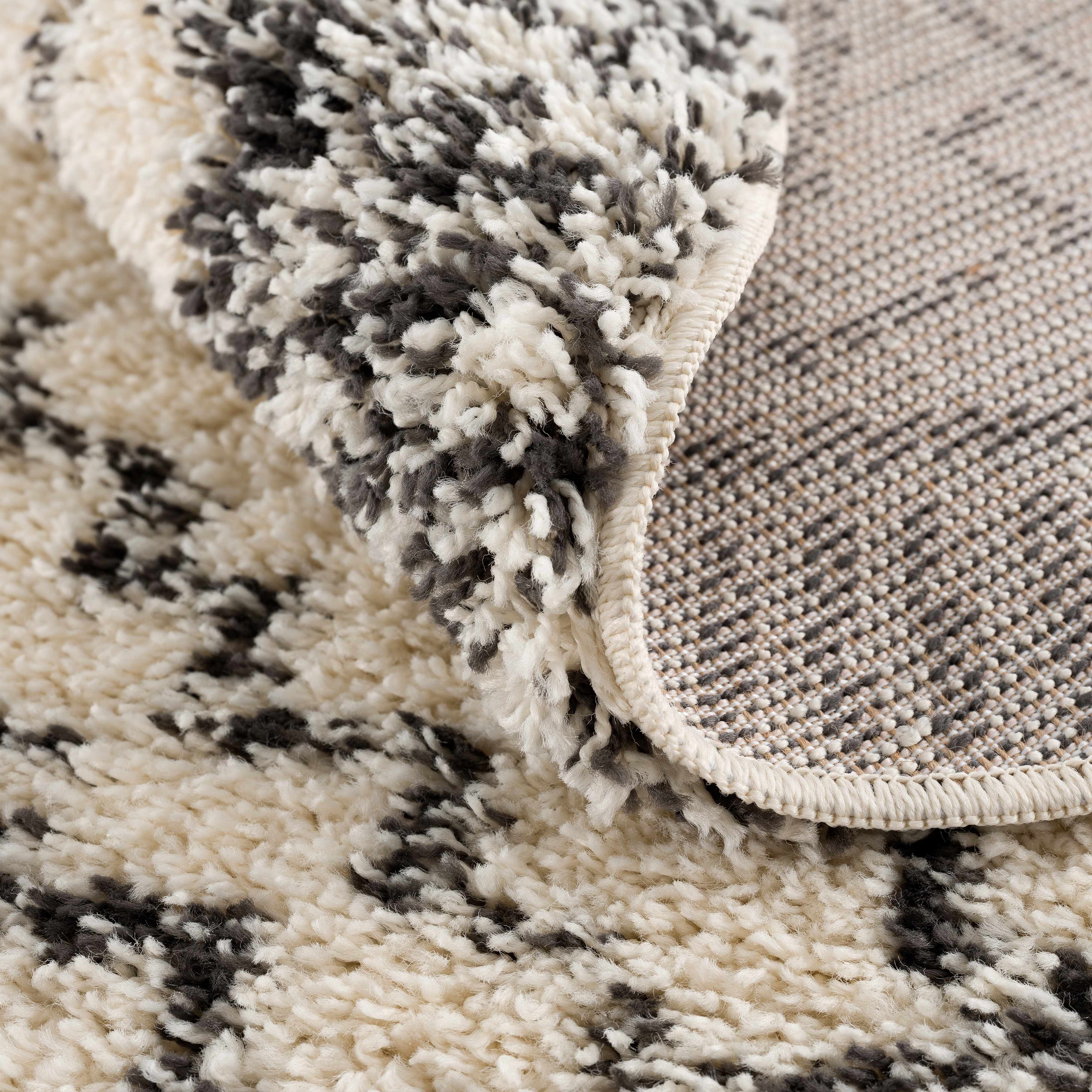 Buan Plush Area Rug - Decor Addict, LLC