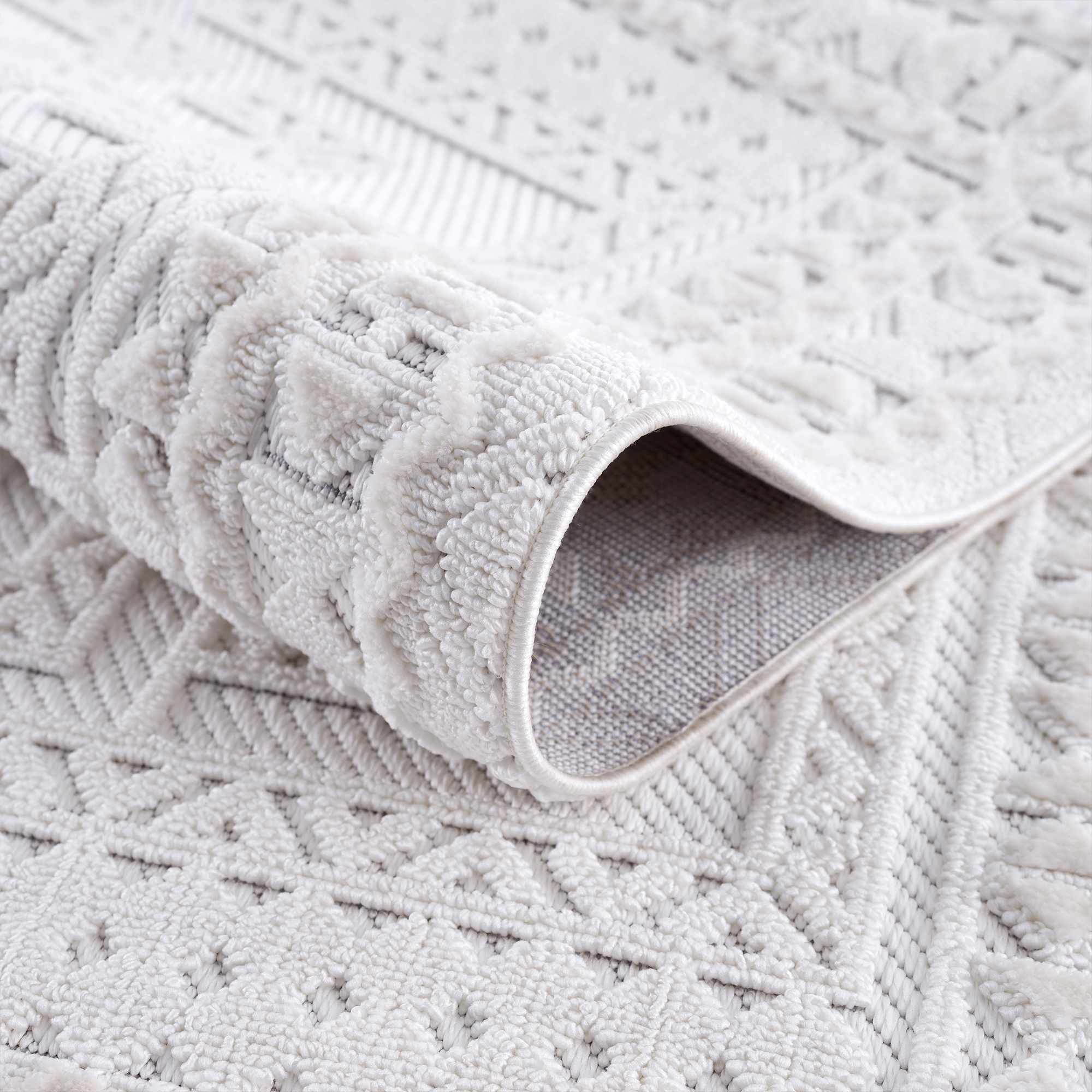 Alya White Fringe Rug - Decor Addict, LLC