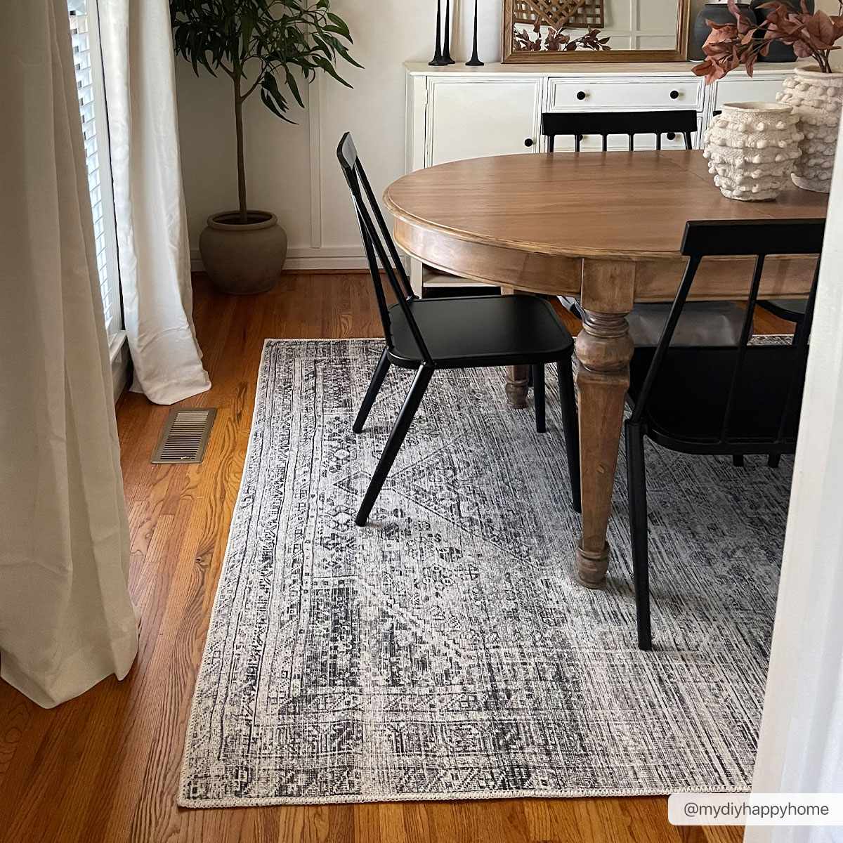 Barny Cream & Gray Washable Area Rug - Decor Addict, LLC
