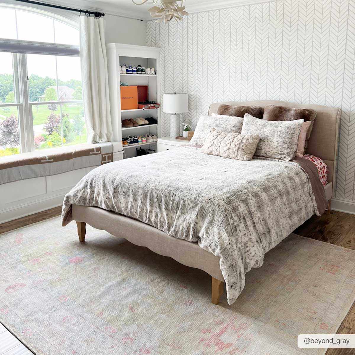 Bozkurt Distressed Washable Rug - Decor Addict, LLC