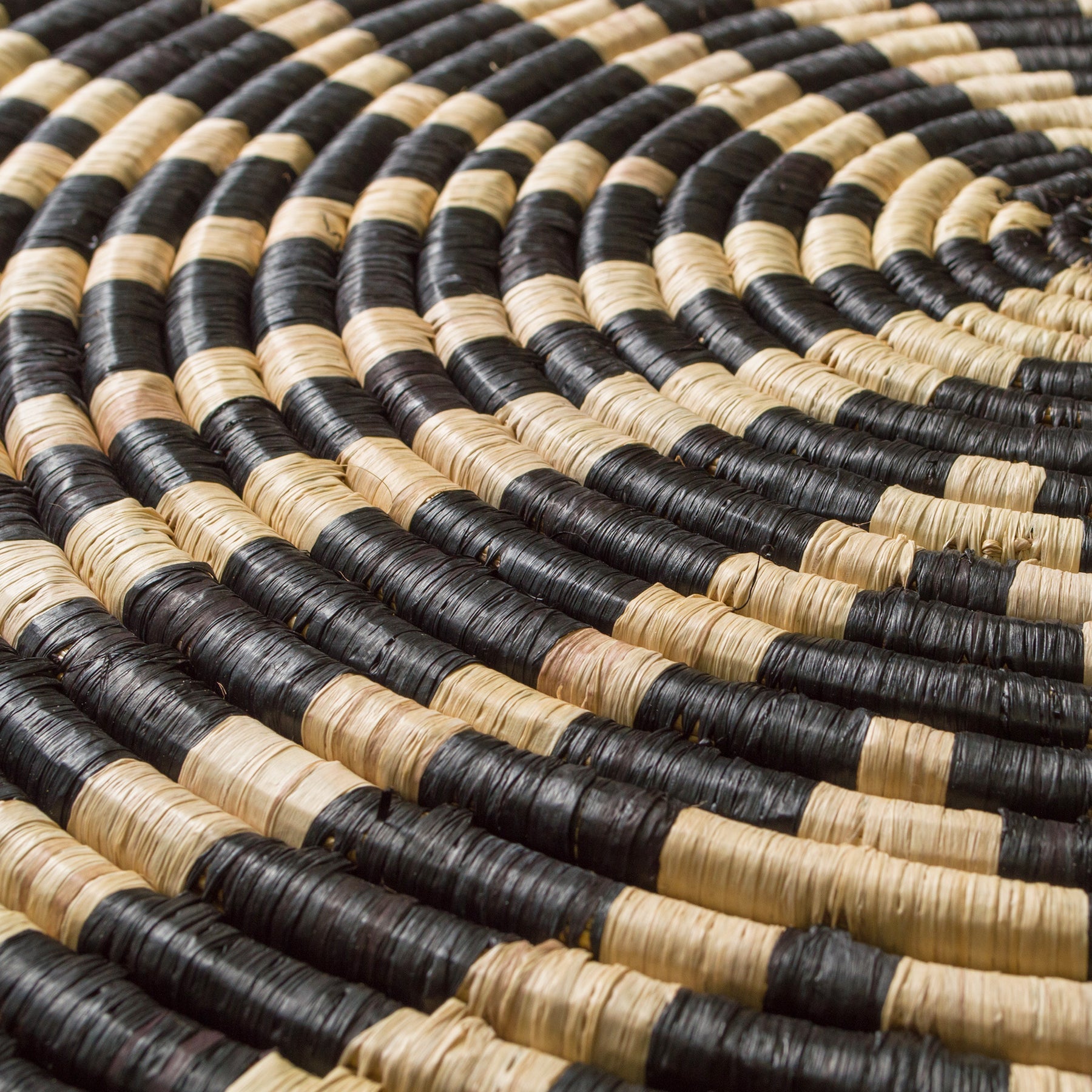 23" Black & Natural Geo Wall Art Disc - Decor Addict, LLC