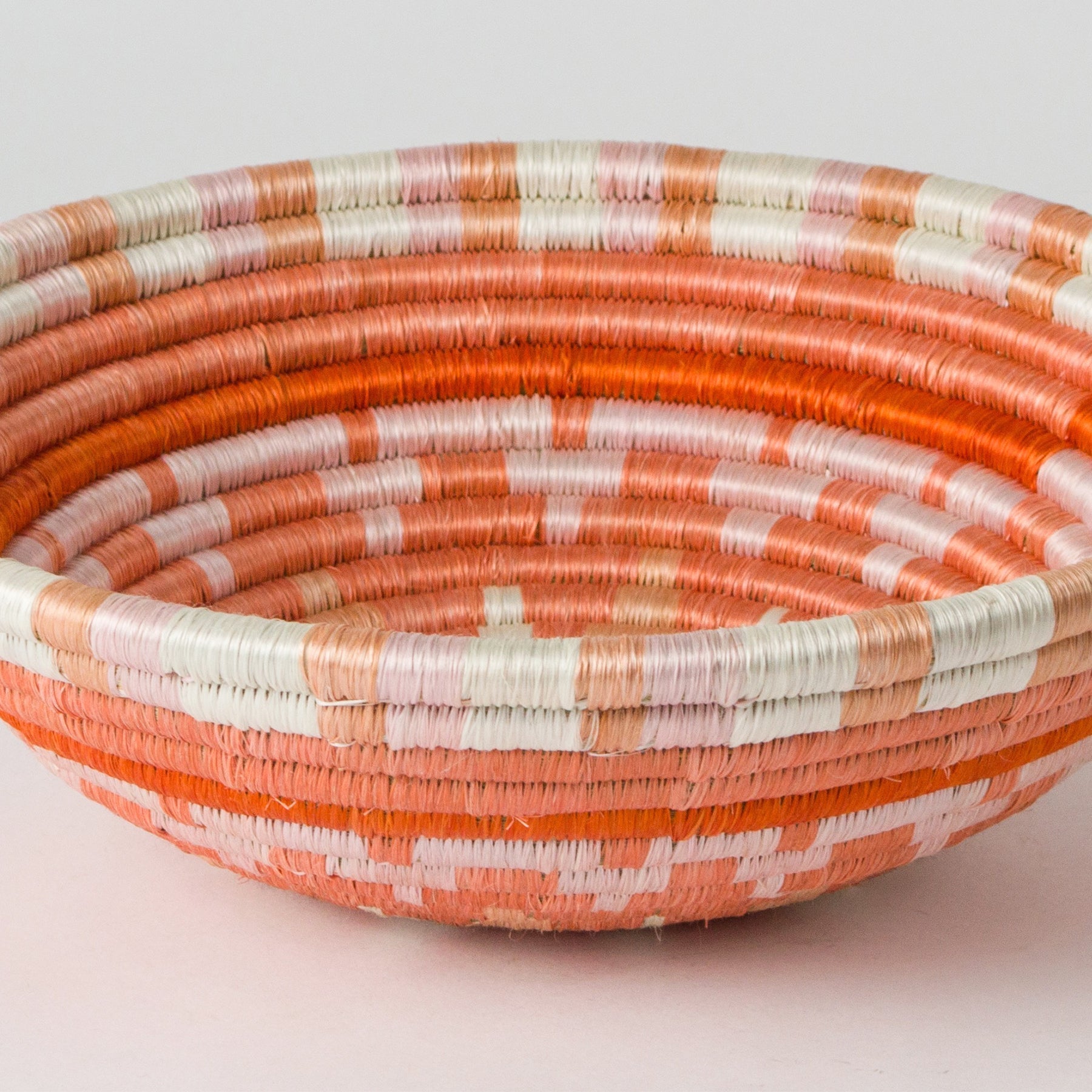 10" Medium Coral Burst Round Basket - Decor Addict, LLC