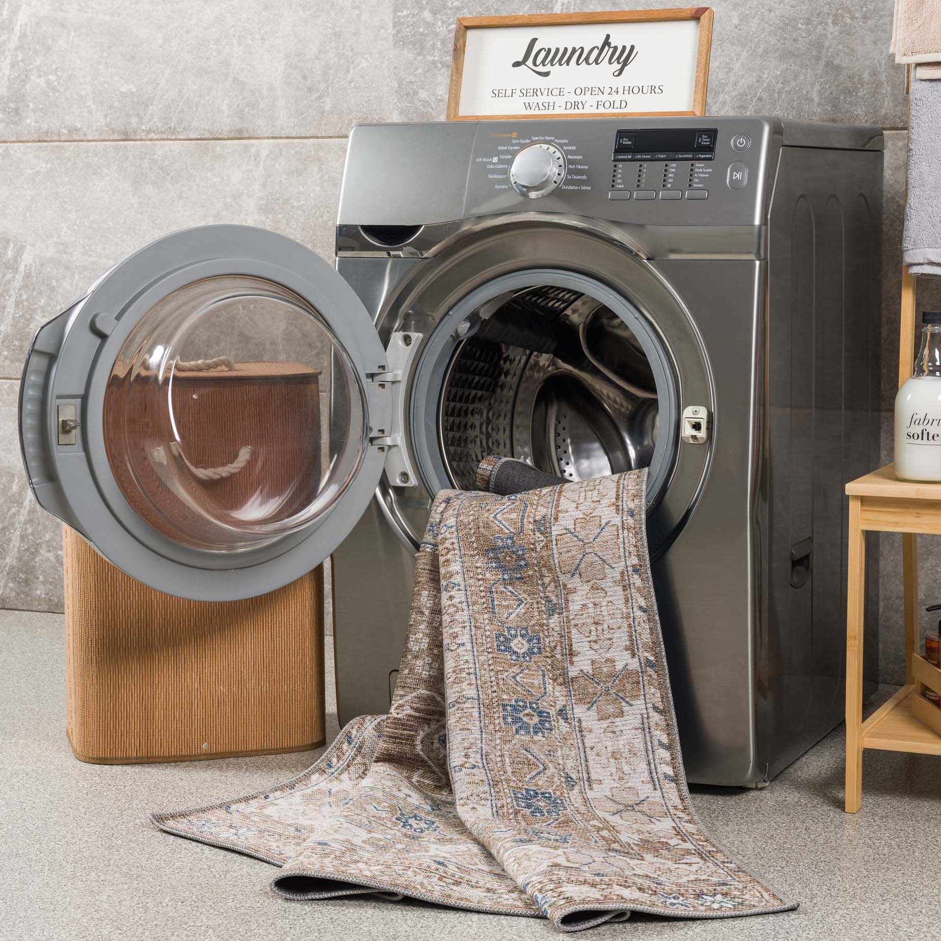 Baltinglass Washable Area Rug - Decor Addict, LLC