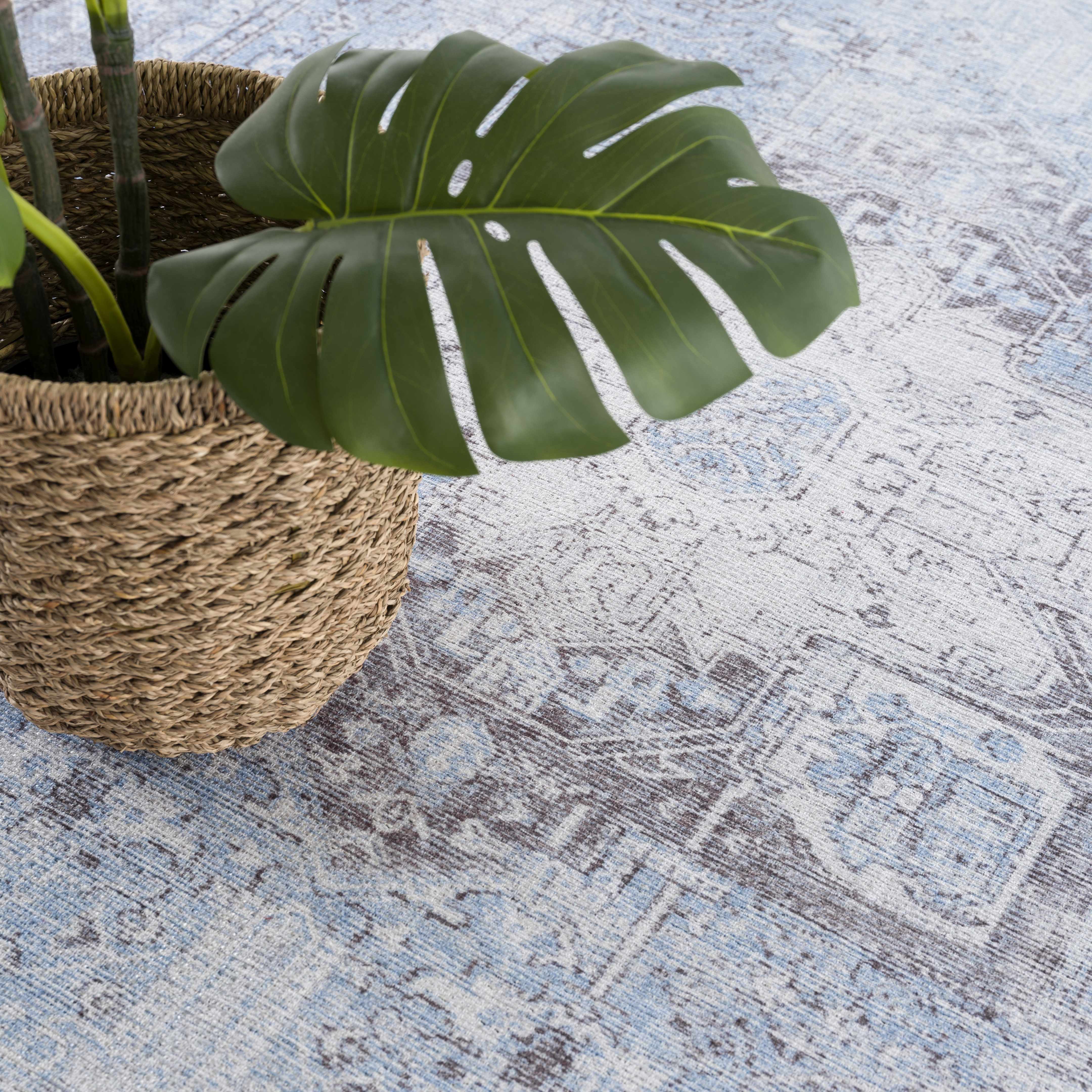 Aqua Rosman Washable Area Rug - Decor Addict, LLC