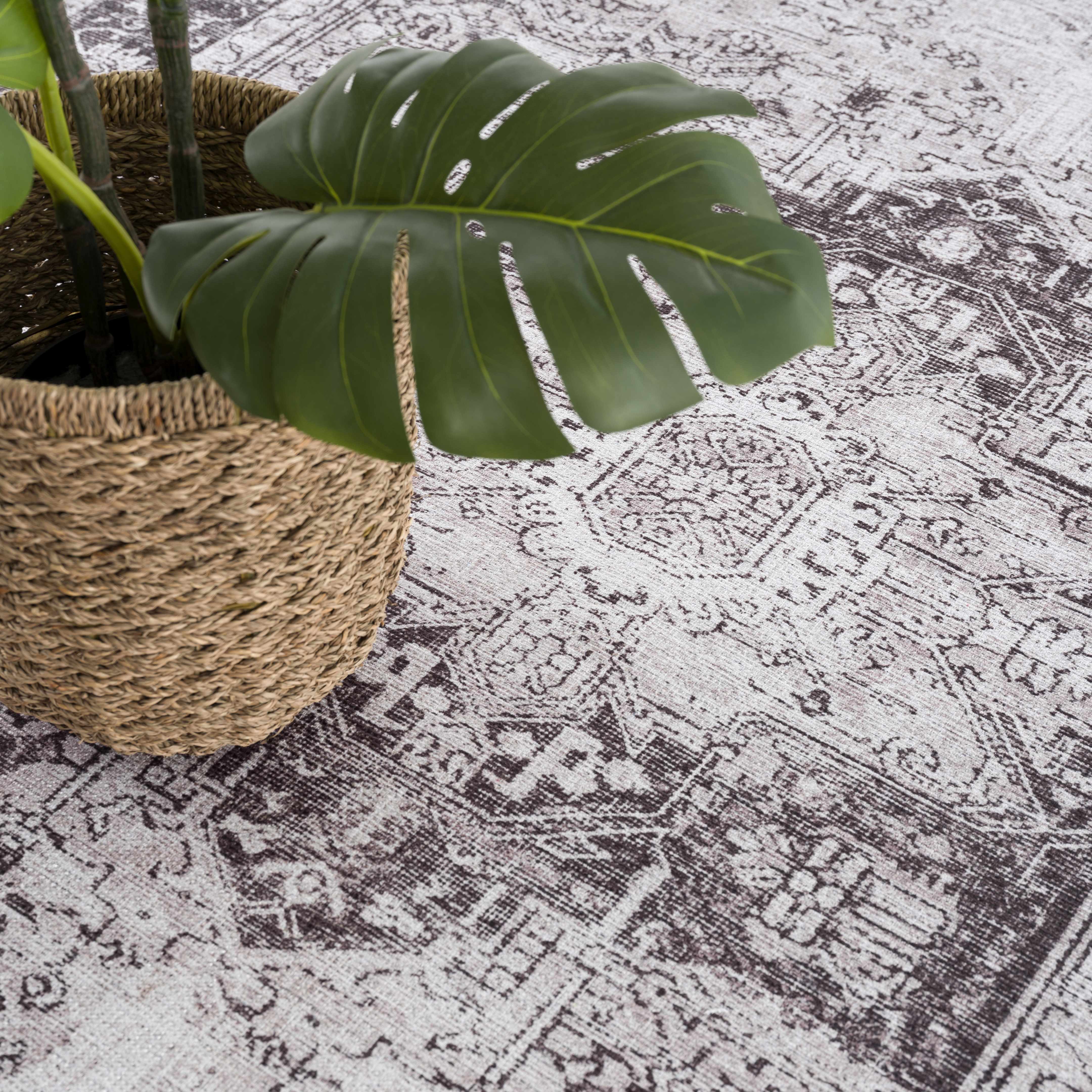 Rosman Gray Washable Area Rug - Decor Addict, LLC