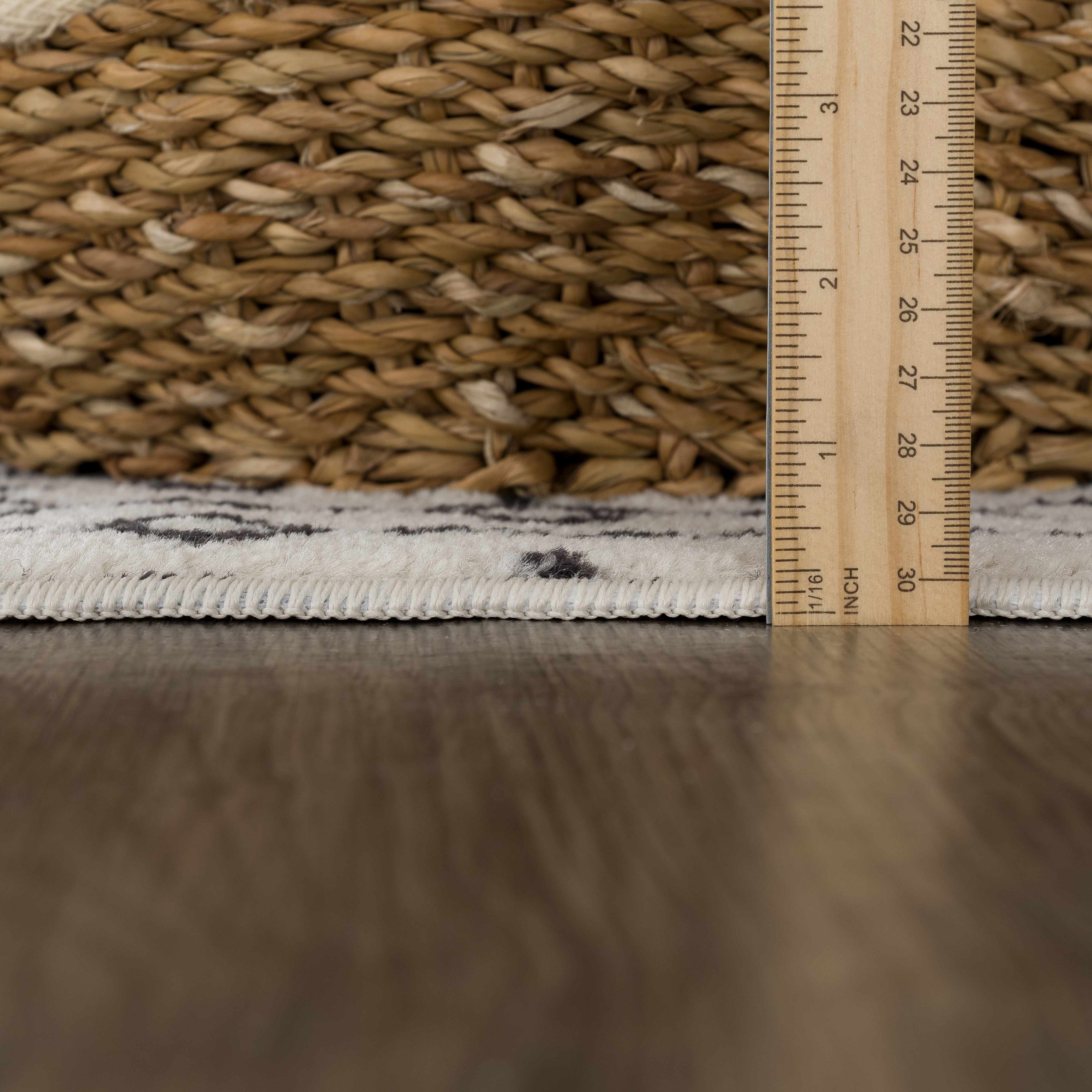 Constantin Area Rug - Decor Addict, LLC