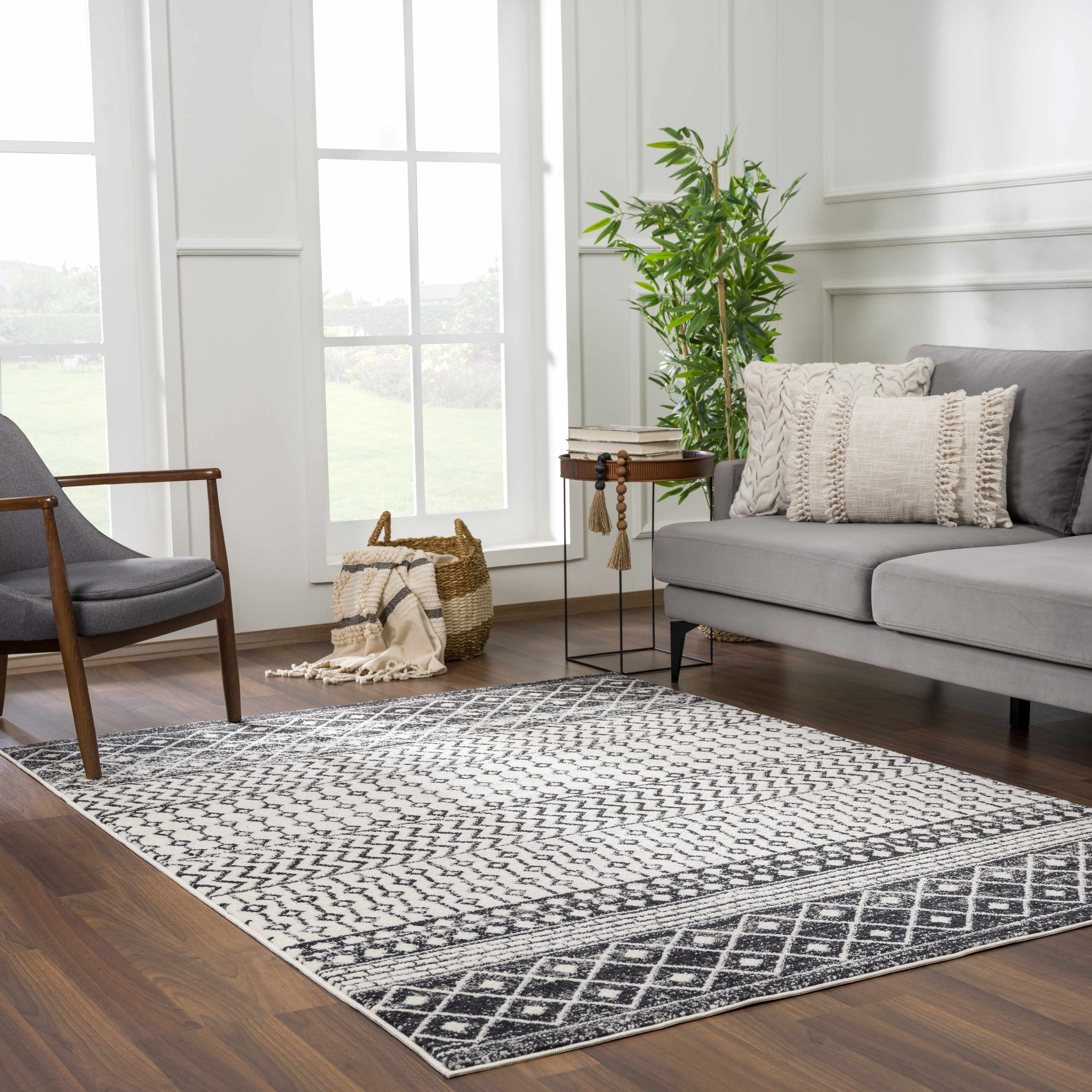 Constantin Area Rug - Decor Addict, LLC