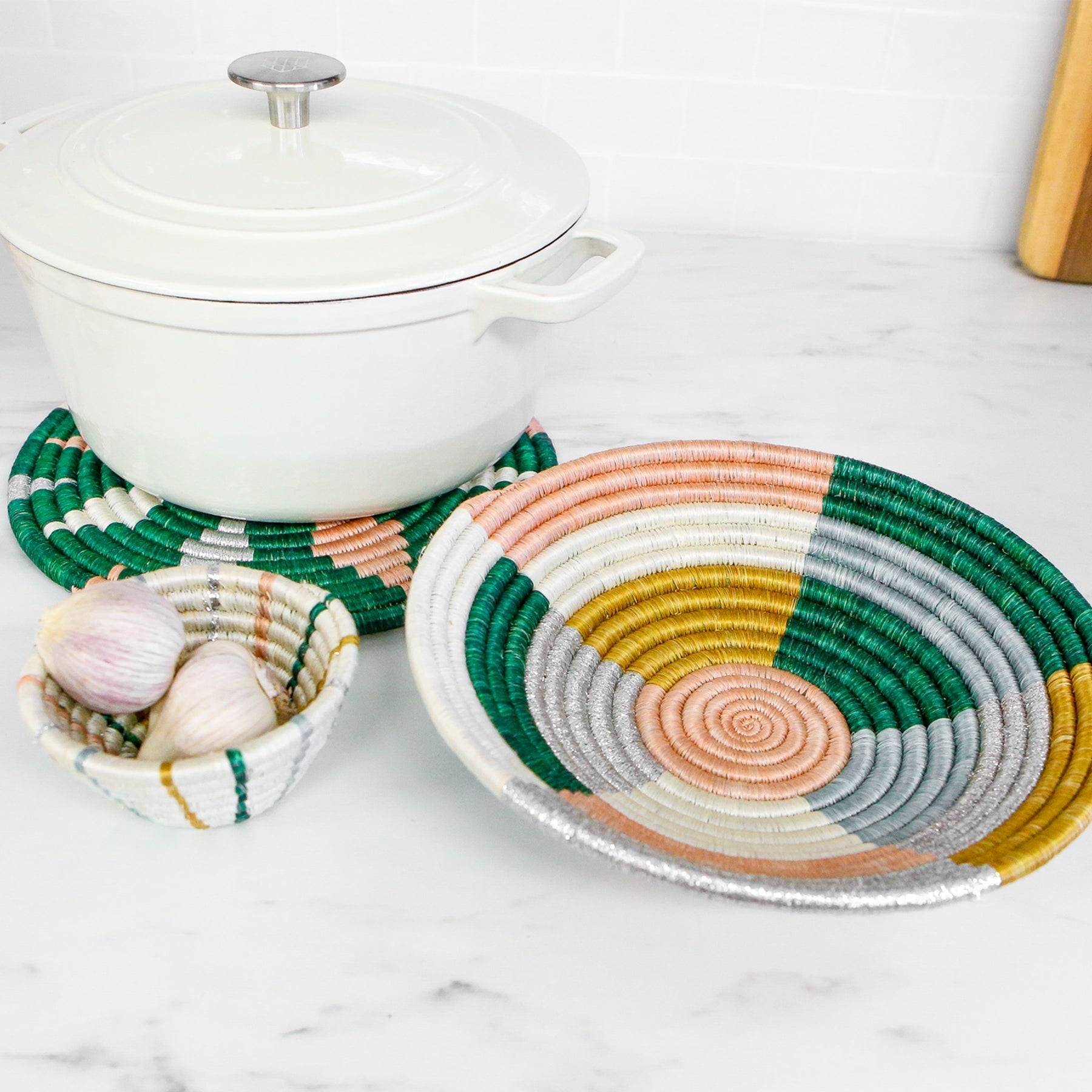 10" Medium Metallic Floret Round Basket - Decor Addict, LLC