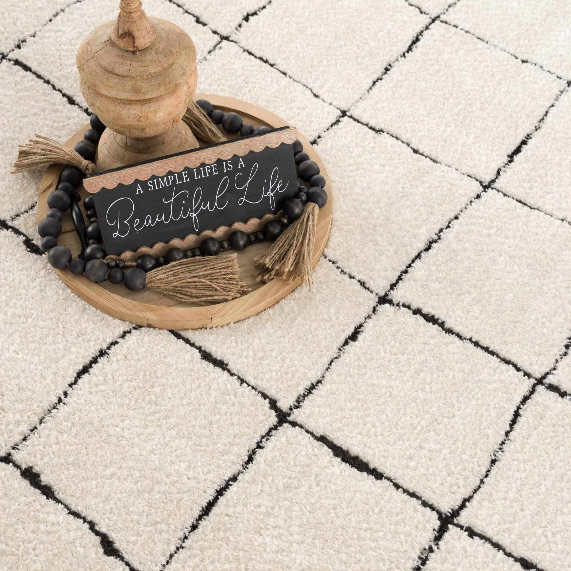 Keanu Black & White Gambit Rug - Decor Addict, LLC