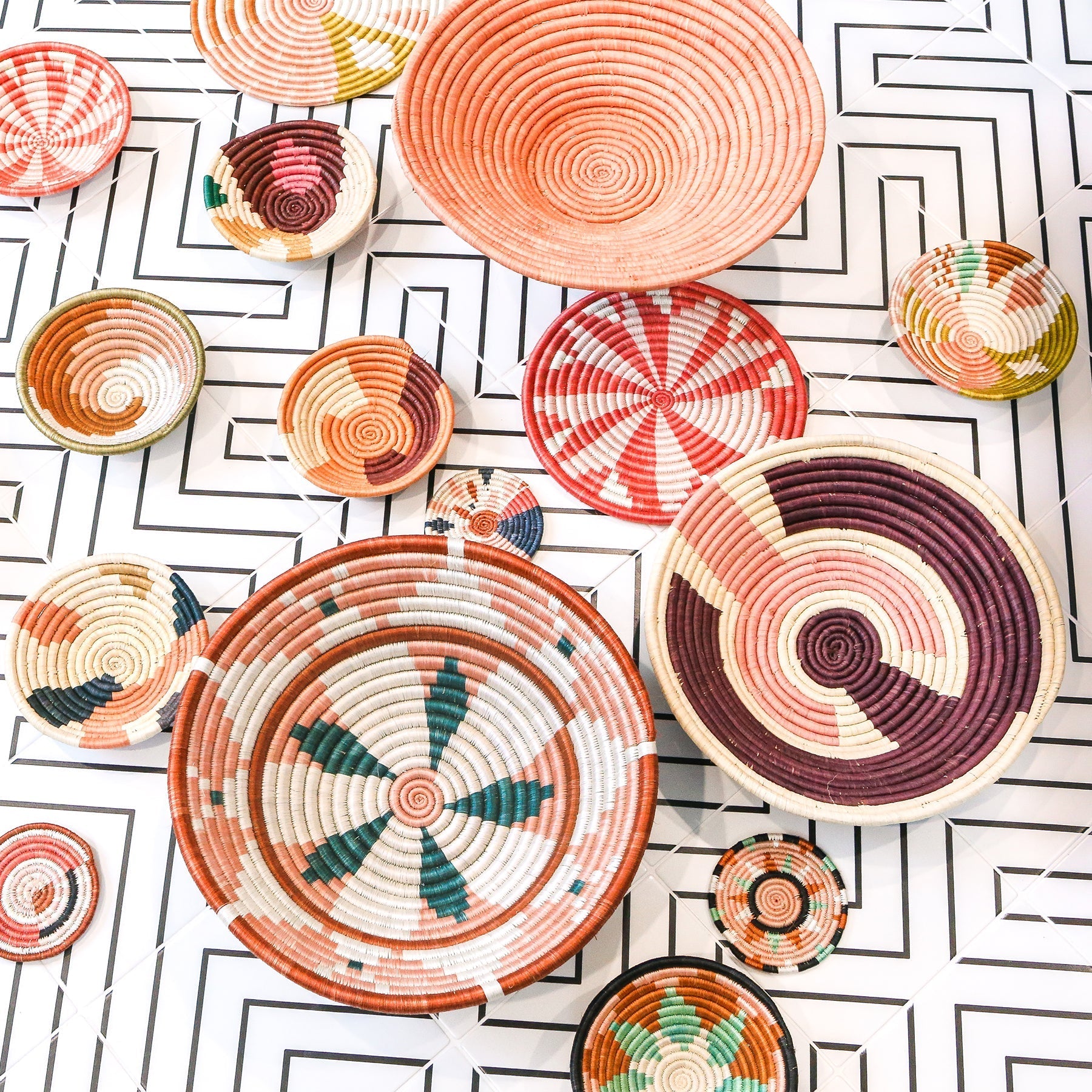 12" Burgundy Coronet Round Basket - Decor Addict, LLC