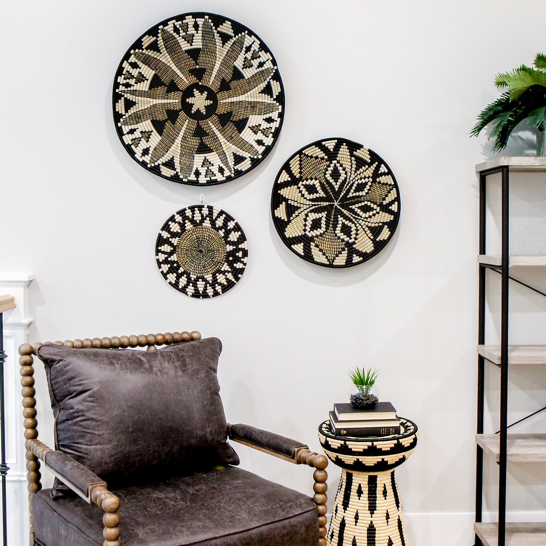 27" Extra Large Black Fleur Plate Woven Wall Art Plate - Decor Addict, LLC