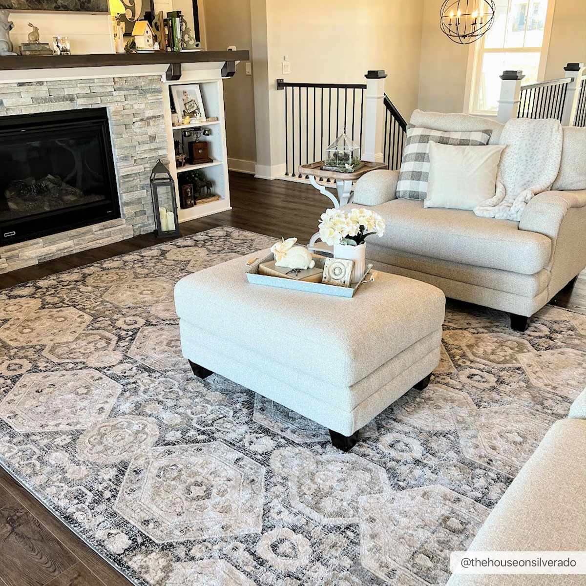 Minoa Area Rug - Decor Addict, LLC