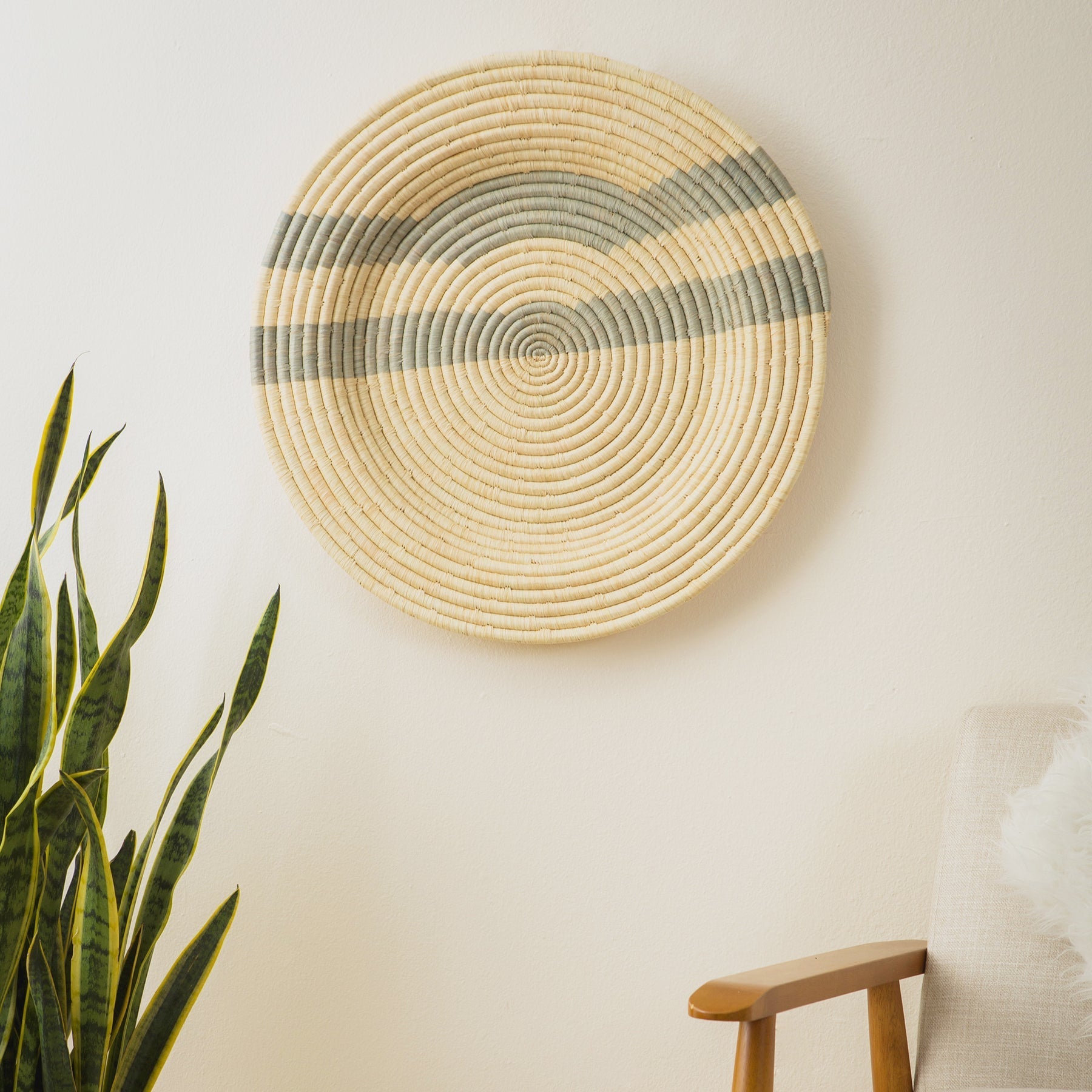 24" Gray Double Striped Woven Wall Art Plate - Decor Addict, LLC