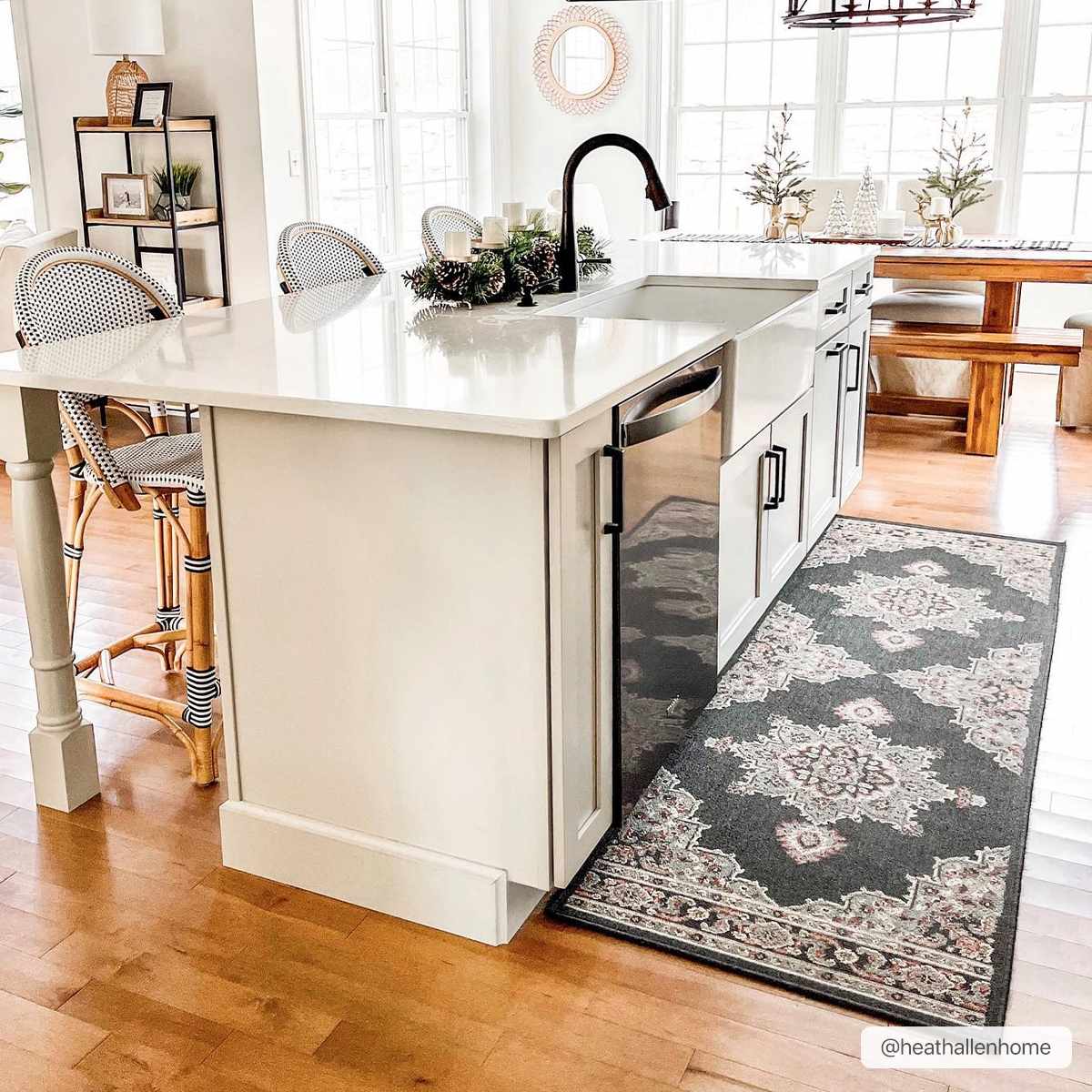 Roseglen Brown Medallion Area Rug - Decor Addict, LLC