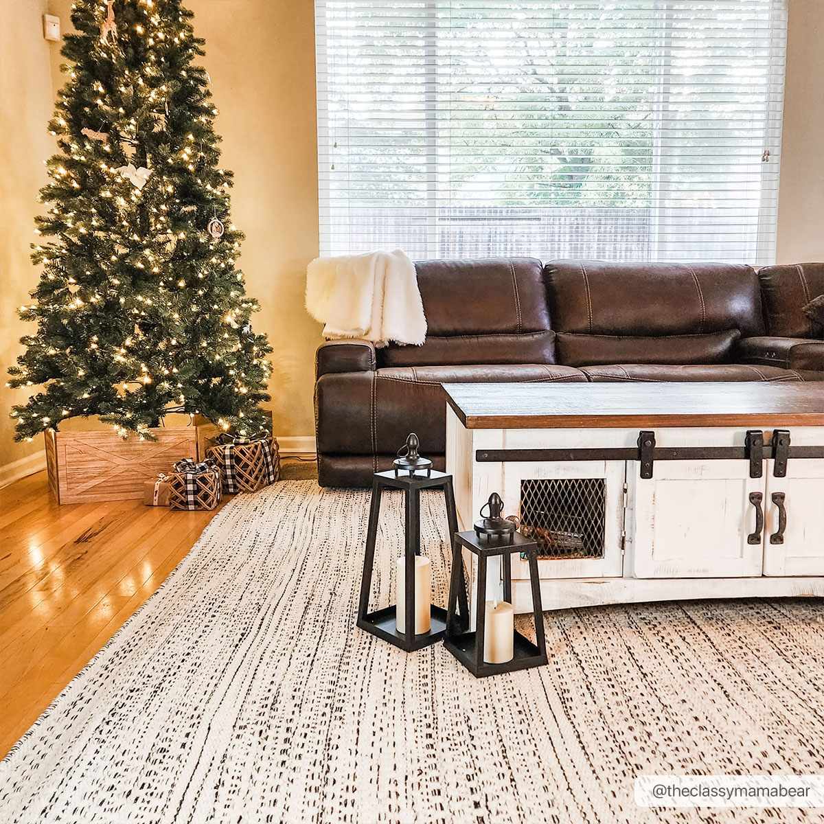 Williford Wool Area Rug - Decor Addict, LLC