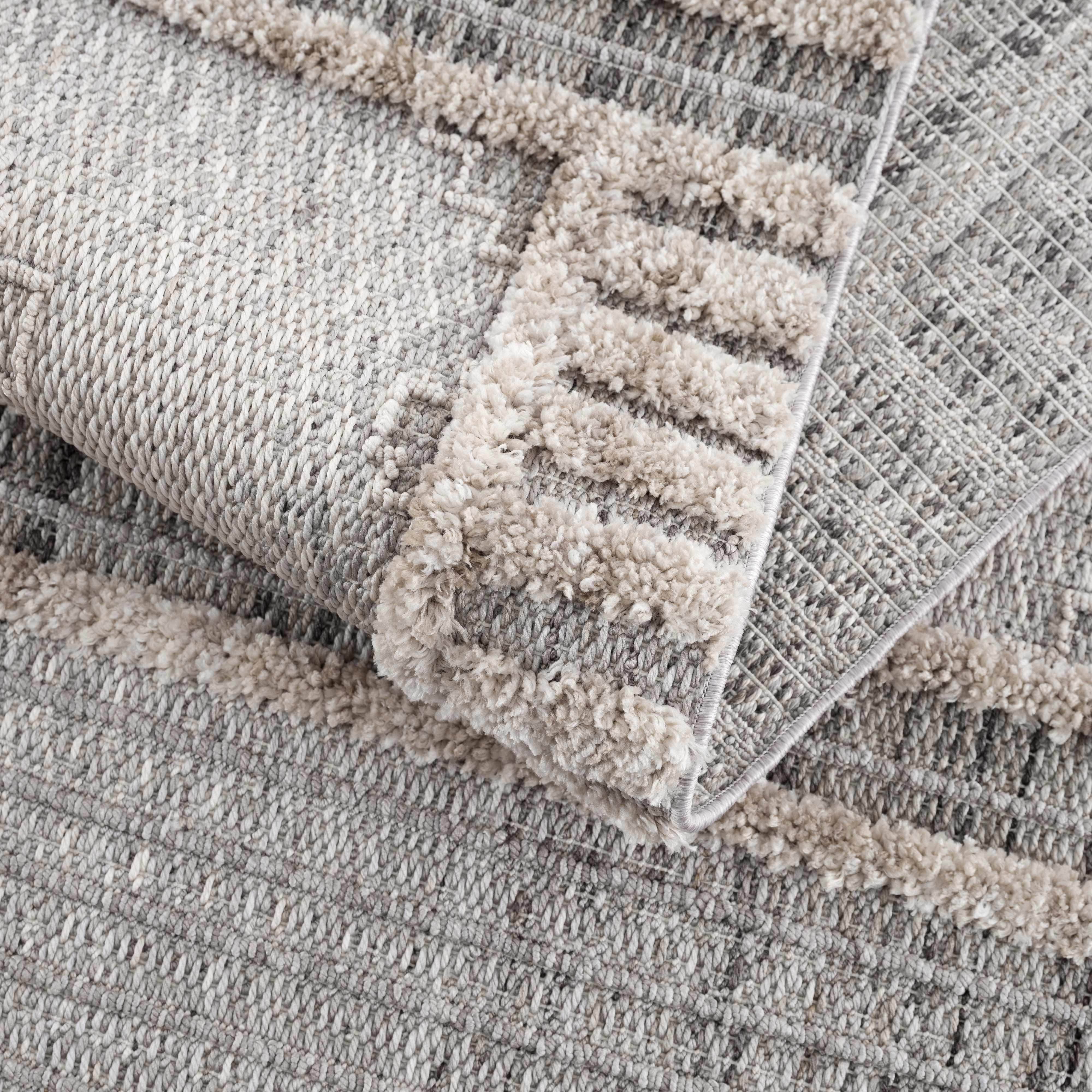 Amaga Area Rug - Decor Addict, LLC