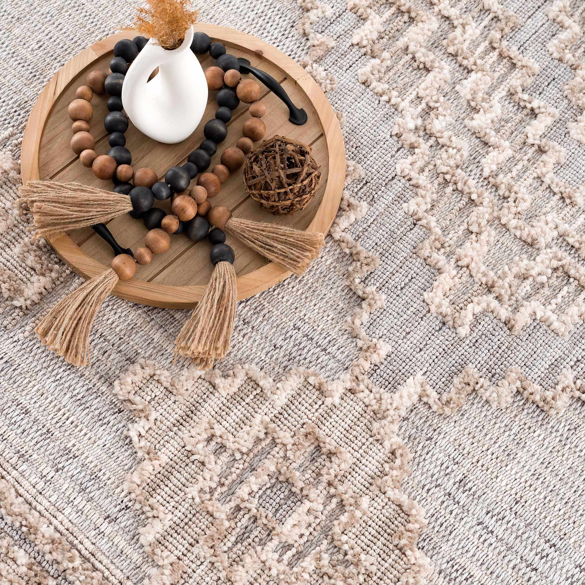Ampusungan Area Rug - Decor Addict, LLC