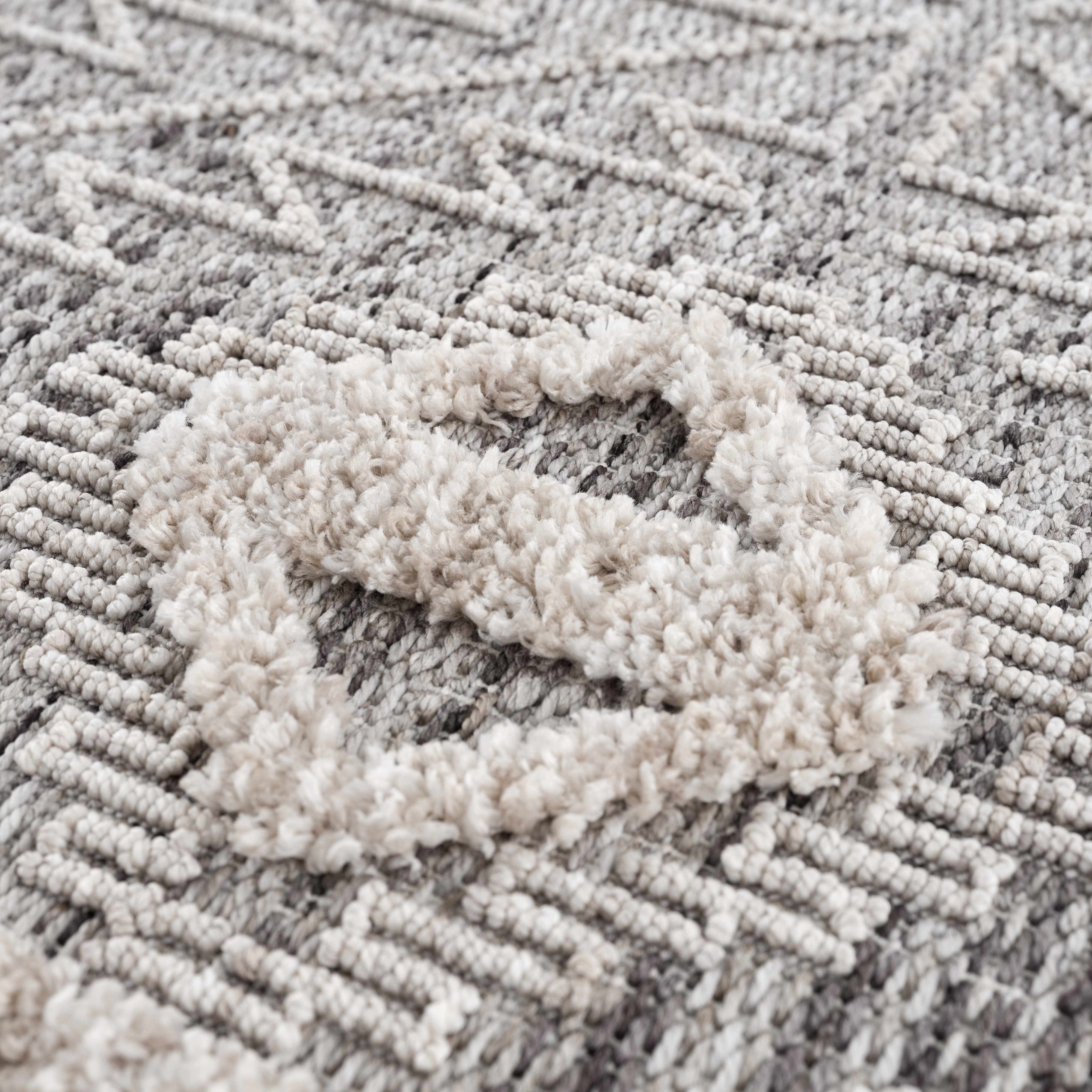 Agoo Area Rug - Decor Addict, LLC
