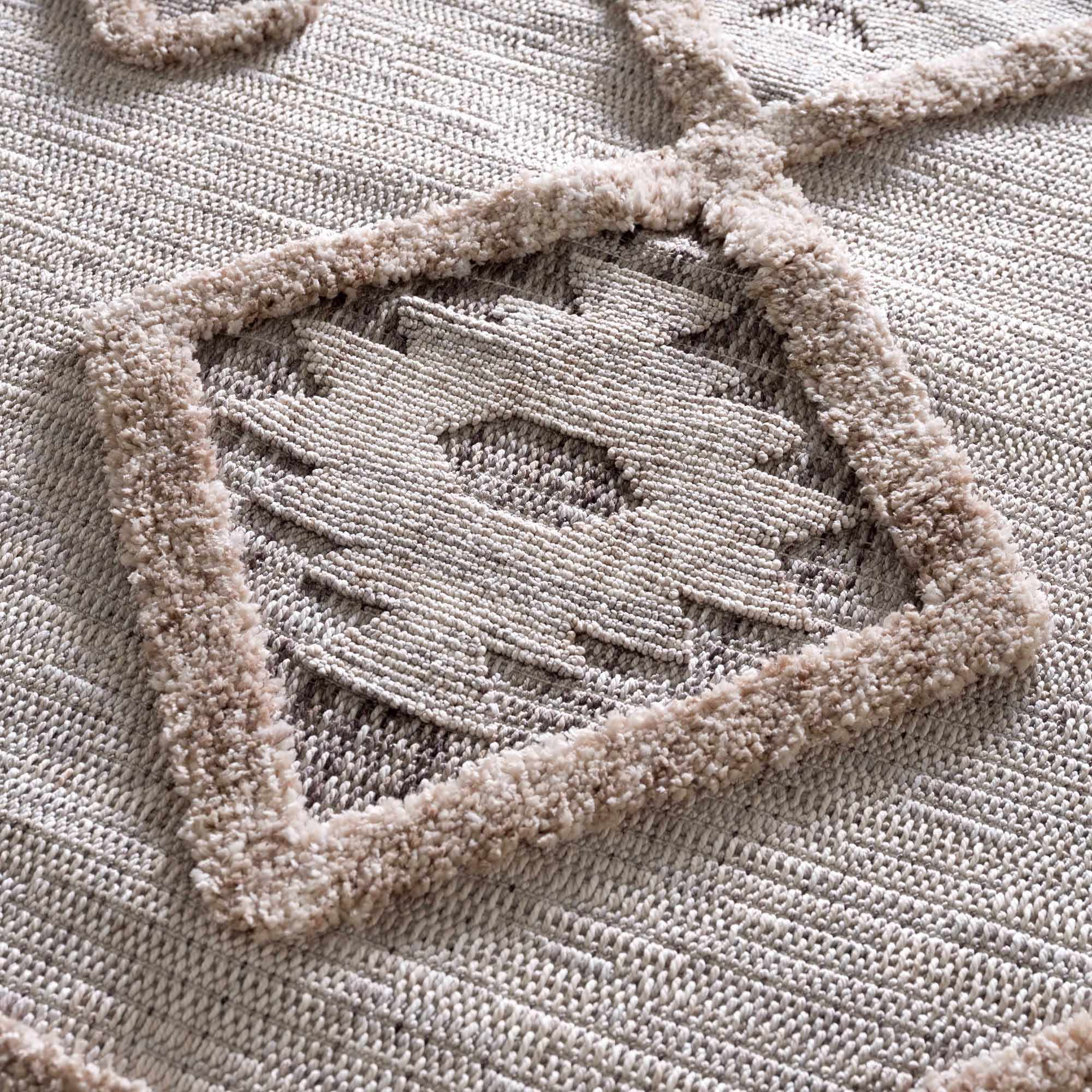 Serkomen Area Rug - Decor Addict, LLC