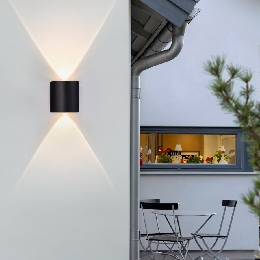 Avivah Wall Lamp - Decor Addict, LLC