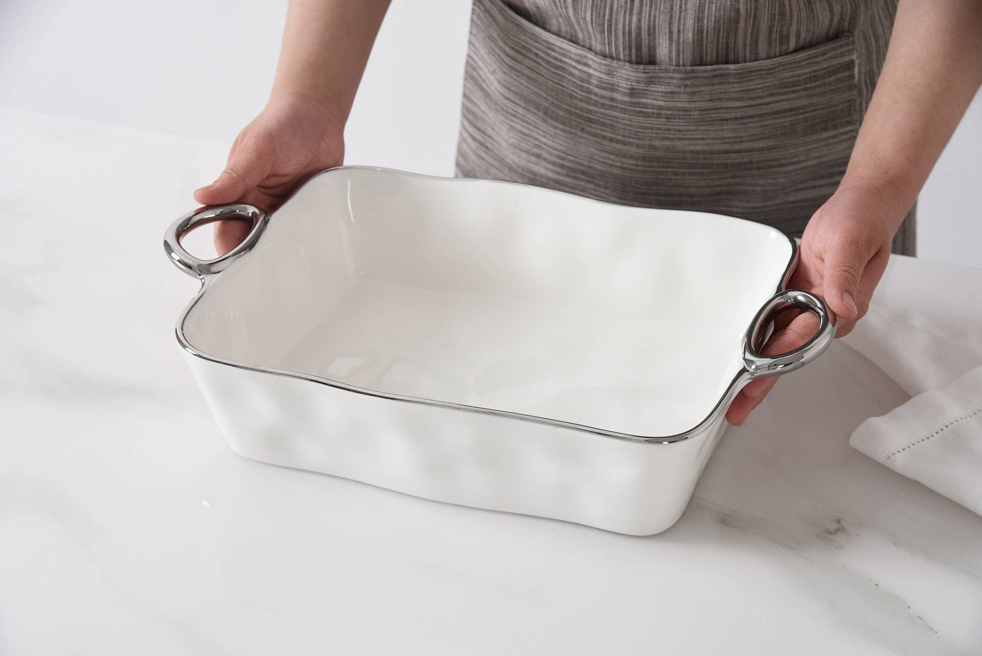 11" x 9" Rectangular Baking Dish - Decor Addict, LLC