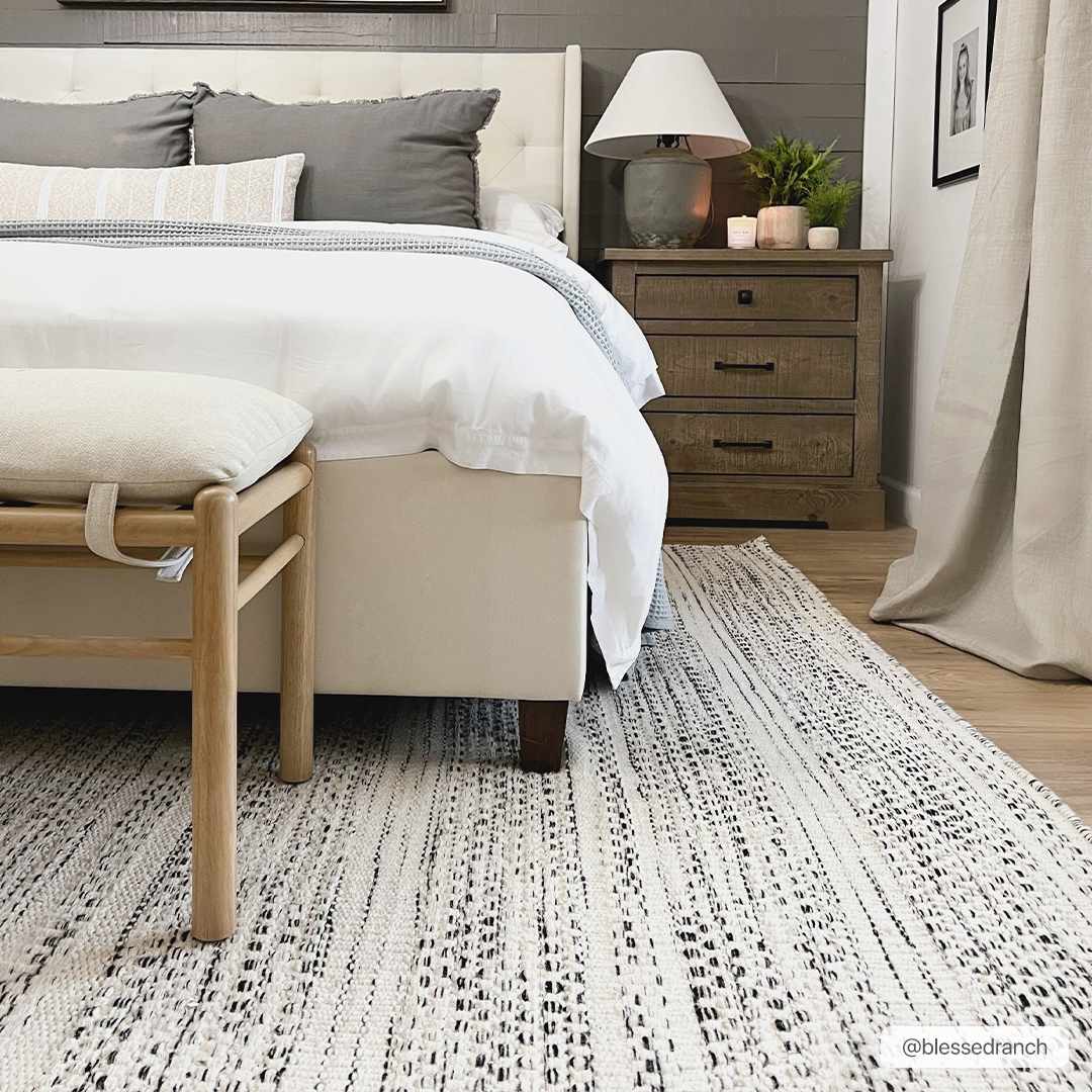 Williford Wool Area Rug - Decor Addict, LLC