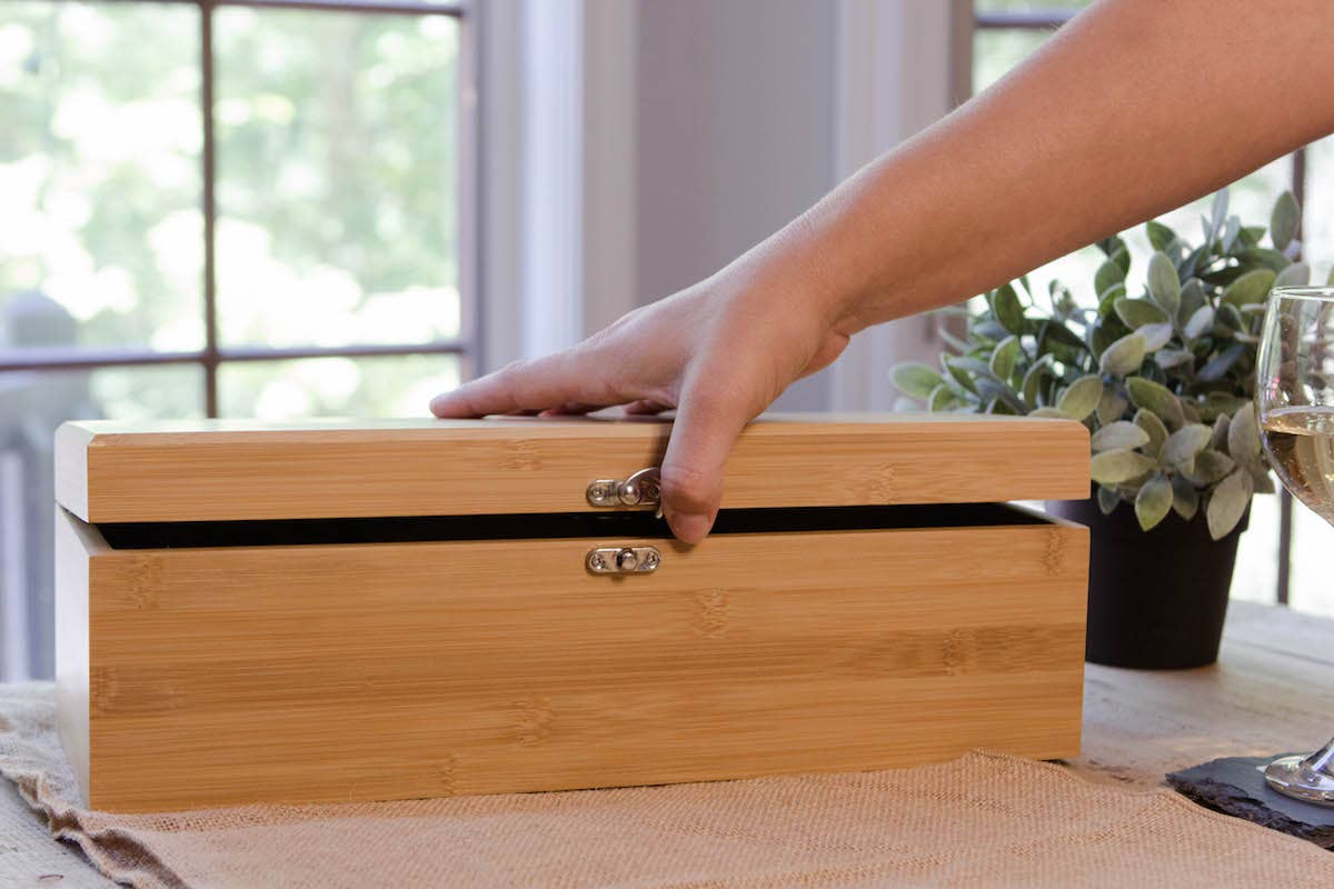 Bamboo Wine Gift Box Set & Accessories - Decor Addict, LLC