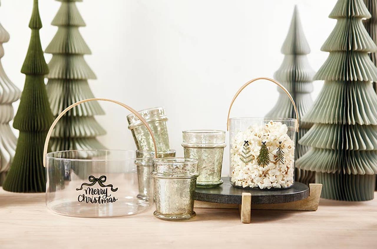 Acrylic Bucket - Merry Christmas: Material - Decor Addict, LLC