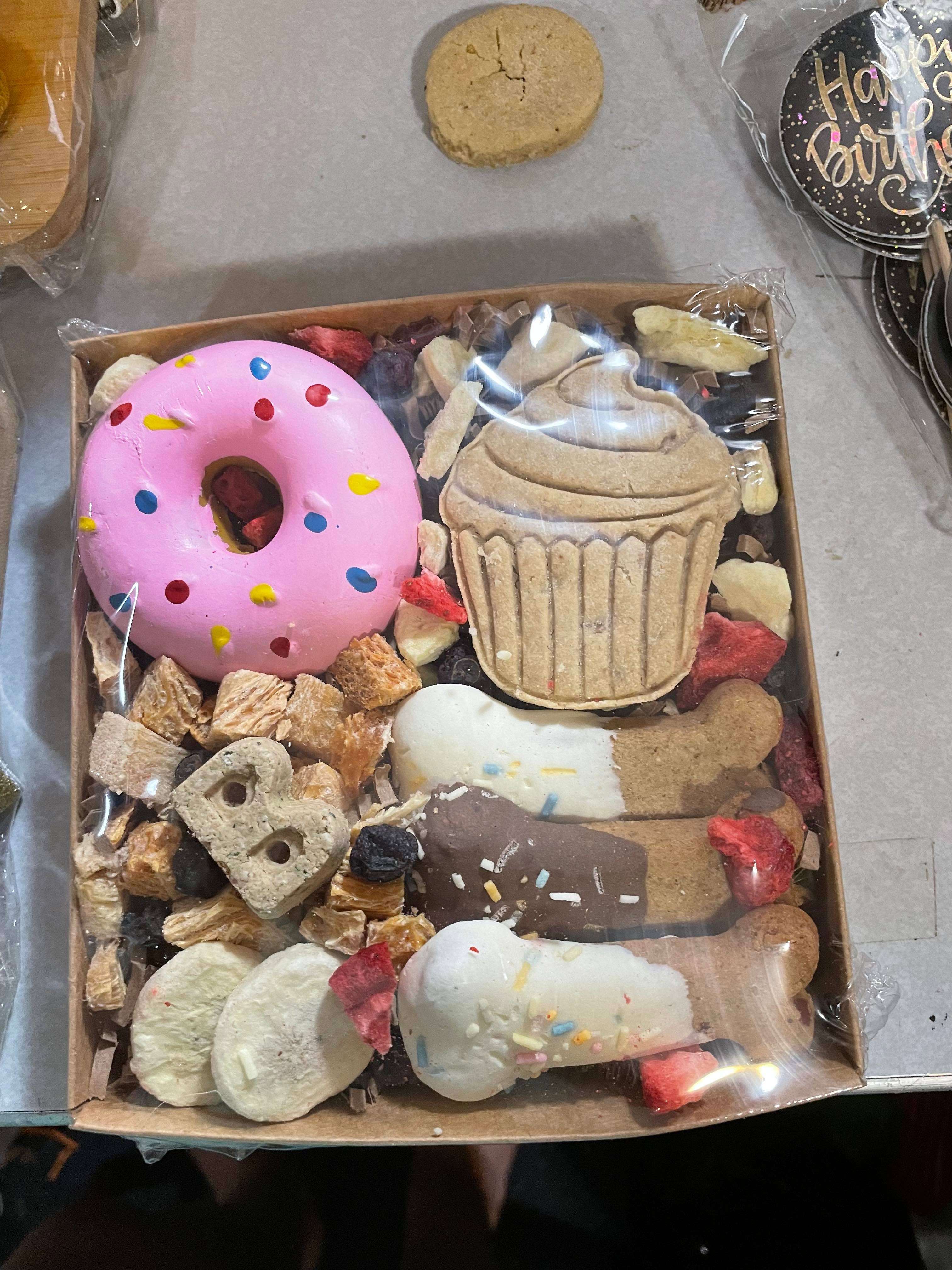 Donut Birthday Box - Decor Addict, LLC