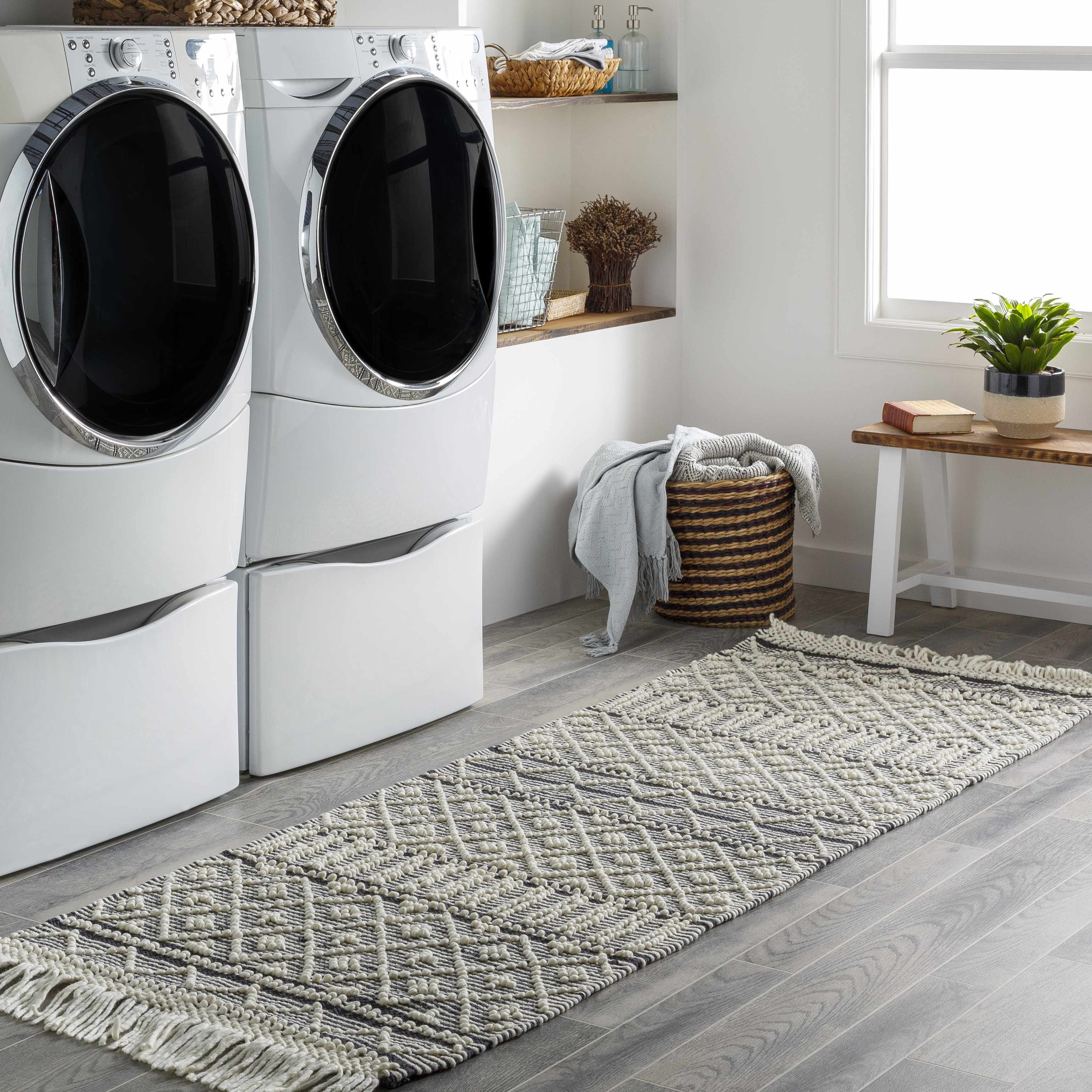 Leon Area Rug - Decor Addict, LLC