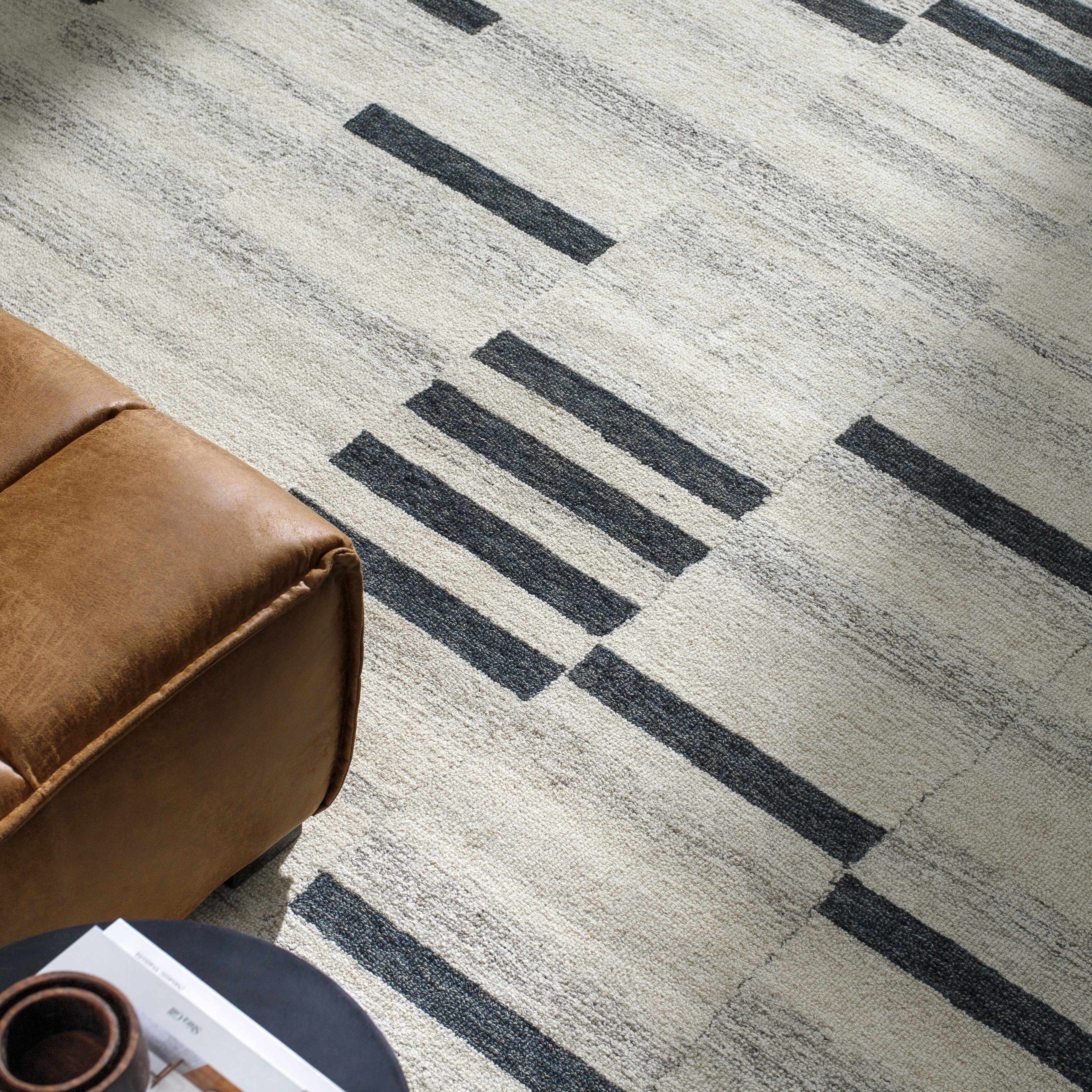 Aibonito Wool Area Rug - Decor Addict, LLC